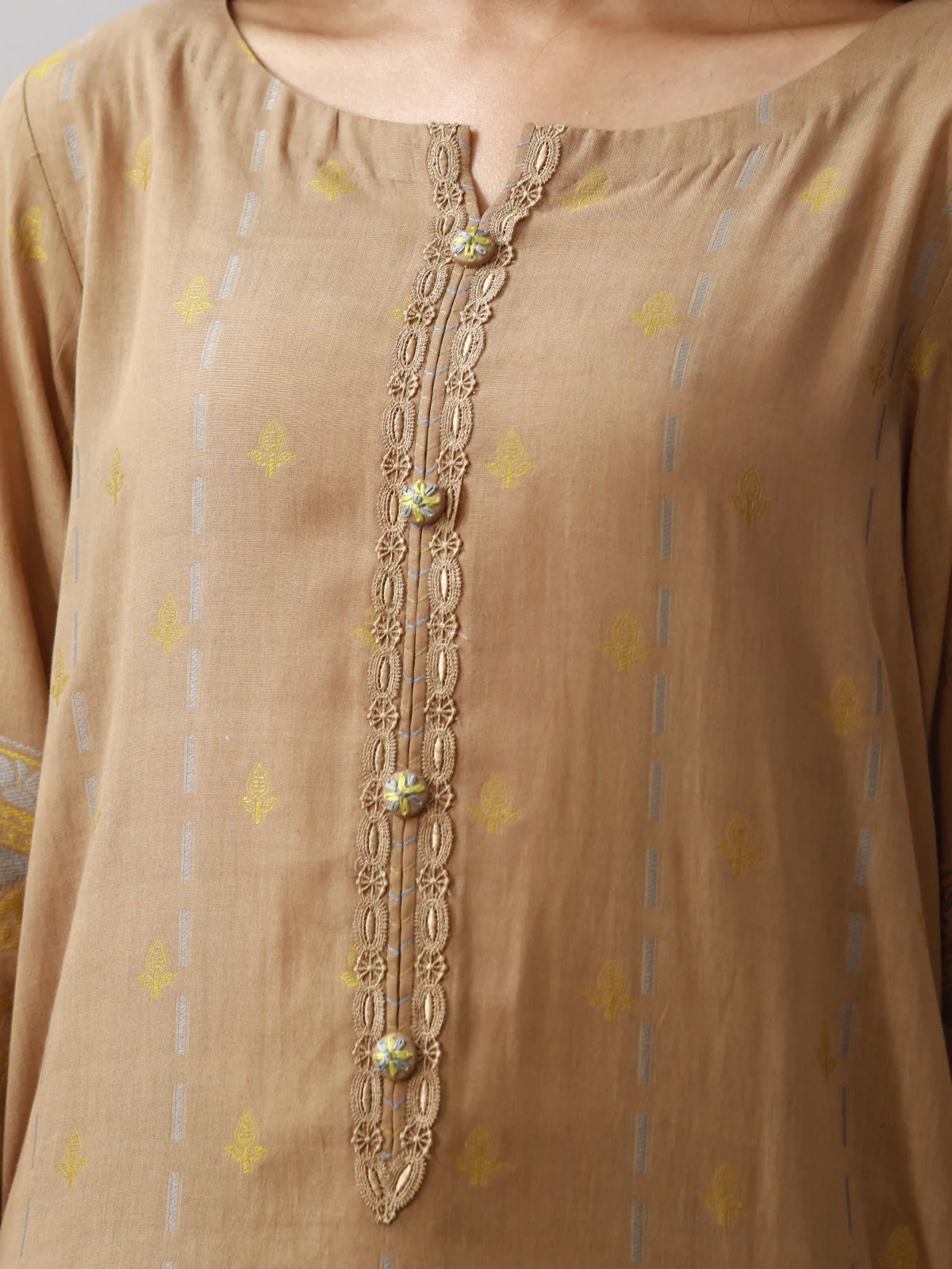 Unstitched Embroidered Jacquard Shirt Dupatta - EWU24V3-26753SD - Image 3