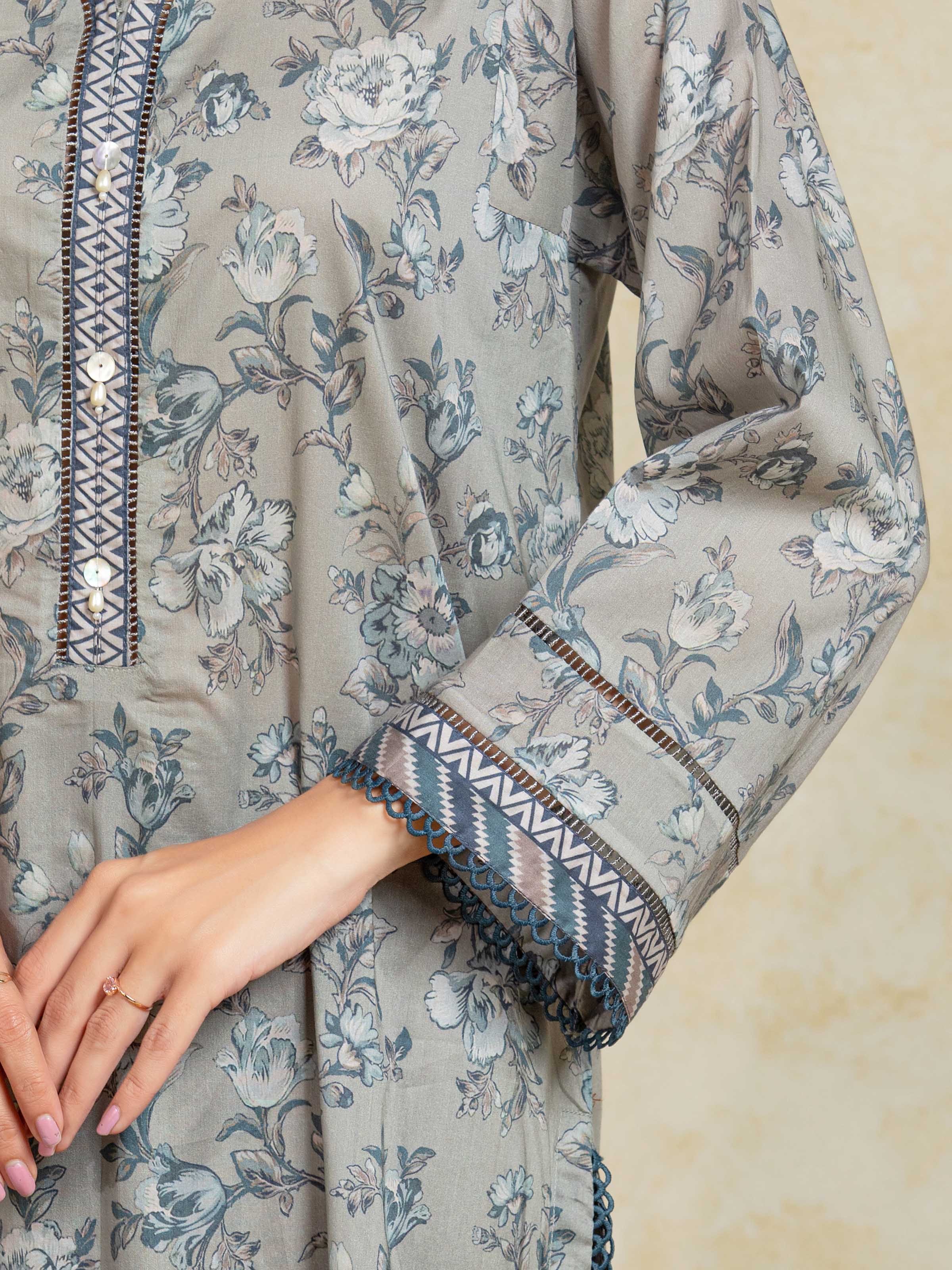 Unstitched Printed Khaddar Suit - EWU5A3-35948-3P - Image 4