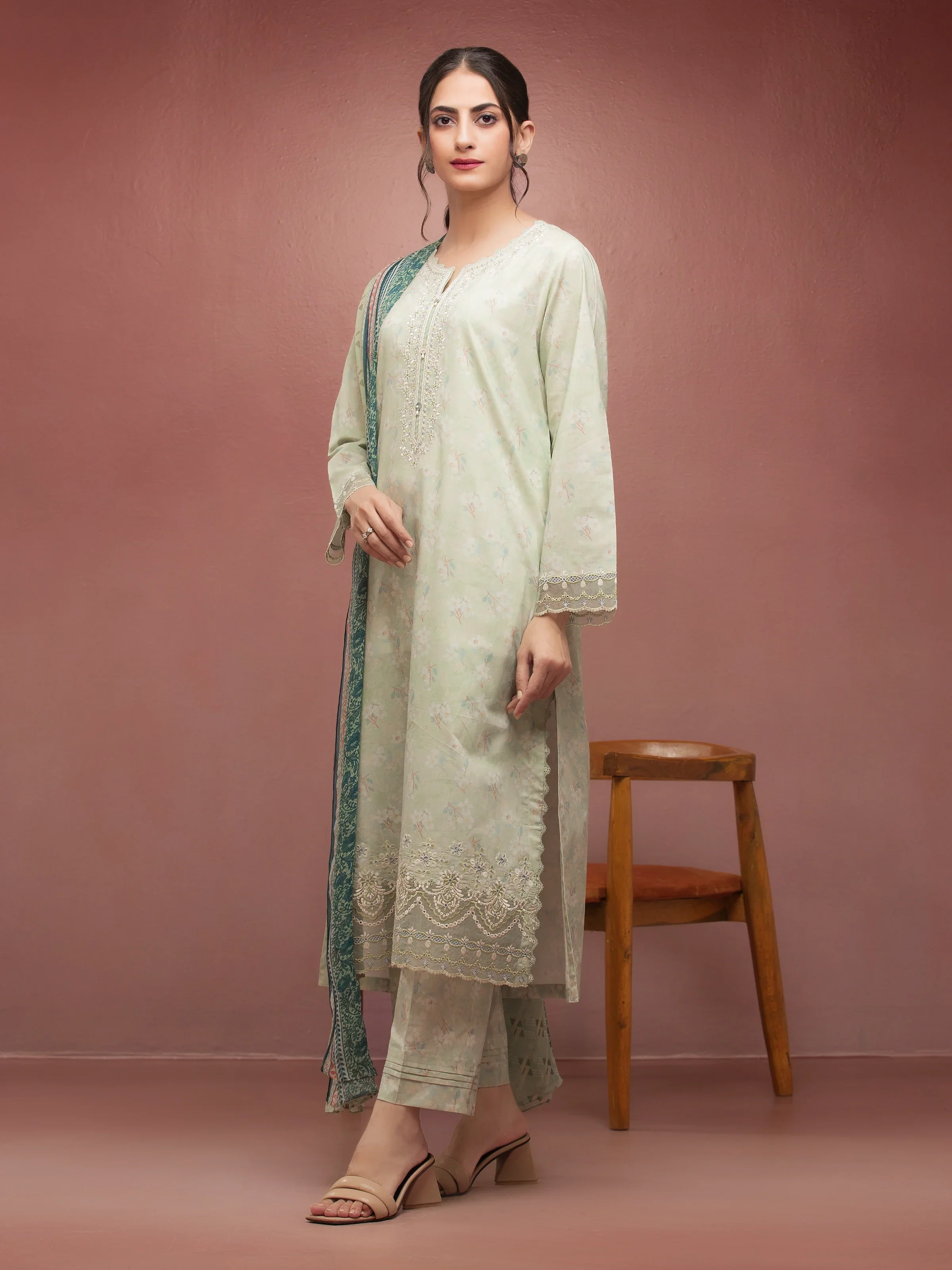 Unstitched Embroidered Lawn Shirt Trouser - EWU5V1-31086ST - Image 3