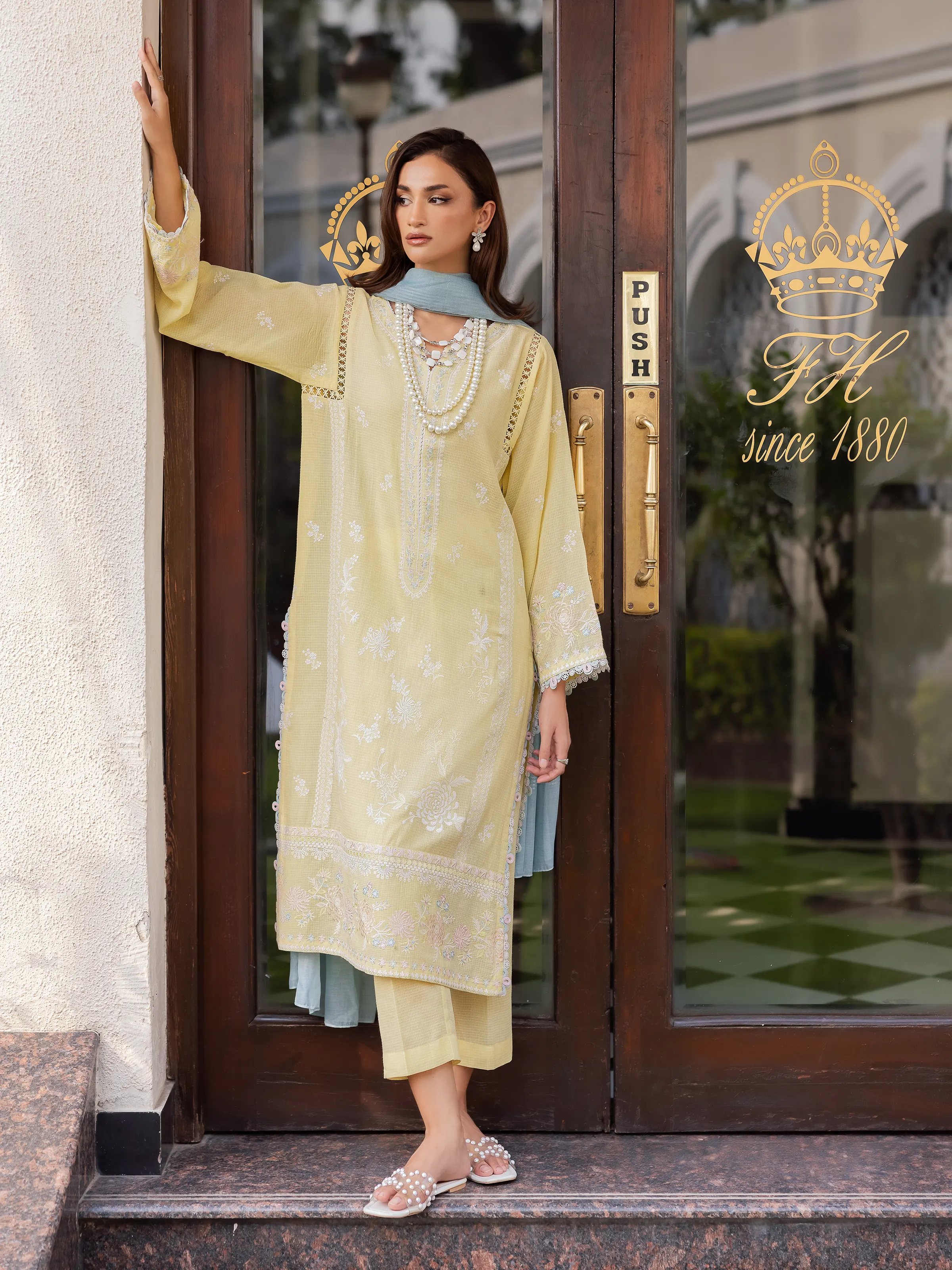 Unstitched Embroidered Lawn Shirt - EWU5V1-31246S - Image 4