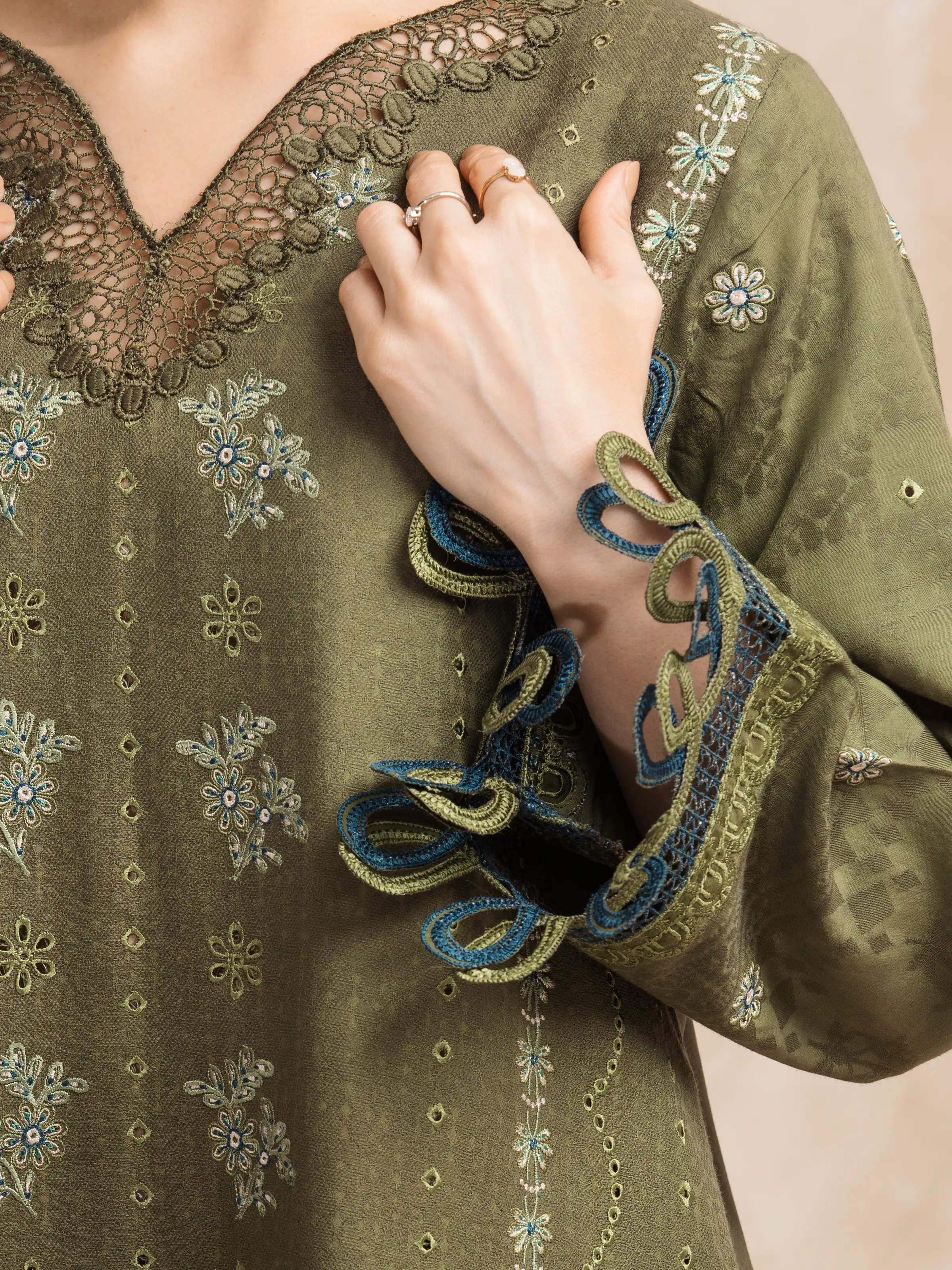 Unstitched Embroidered Jacquard Shirt Dupatta - EWU5V3-31150SD - Image 4