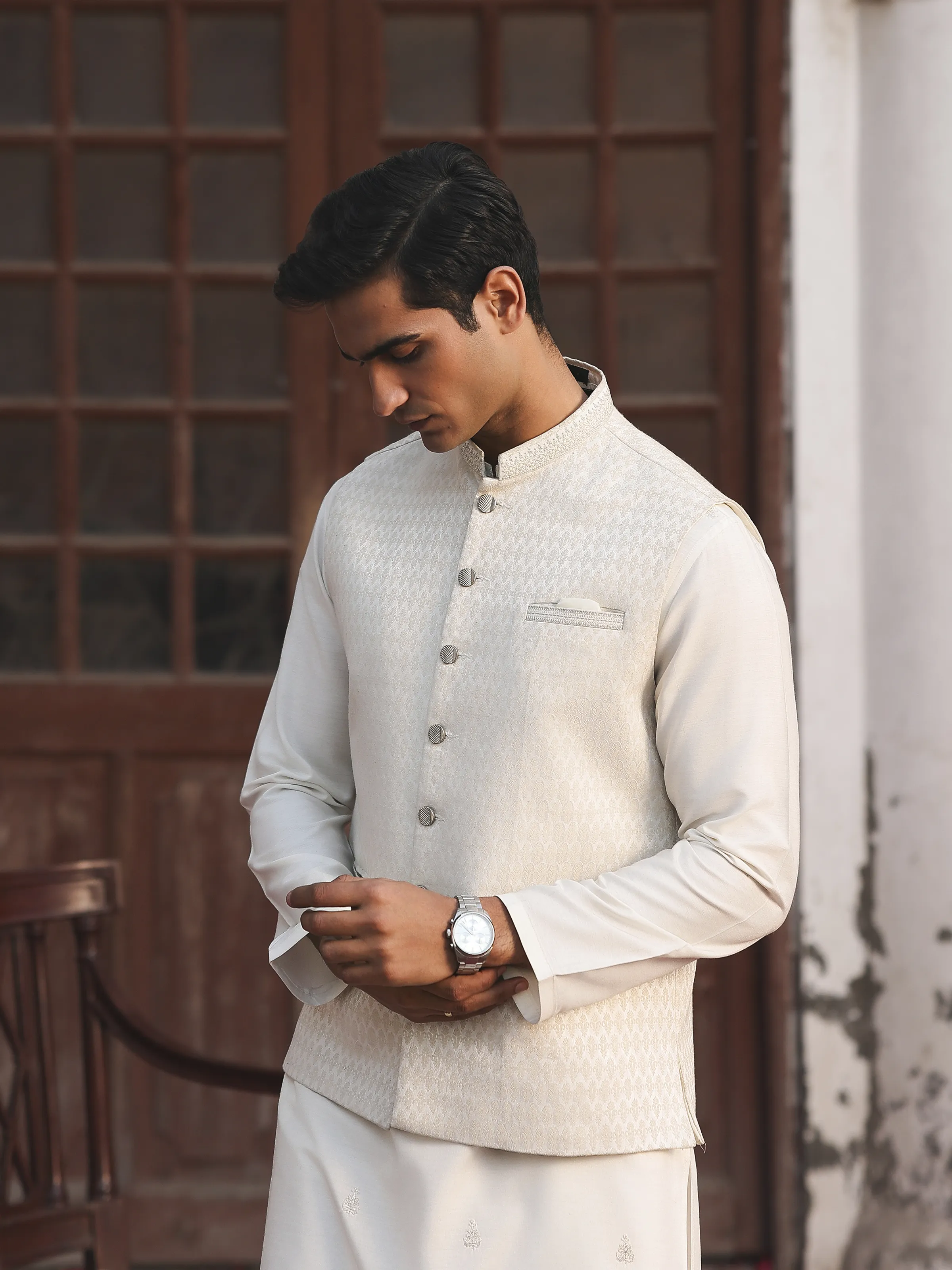 Men's White Waist Coat Suit - EMTWCSC5-013 - Image 2