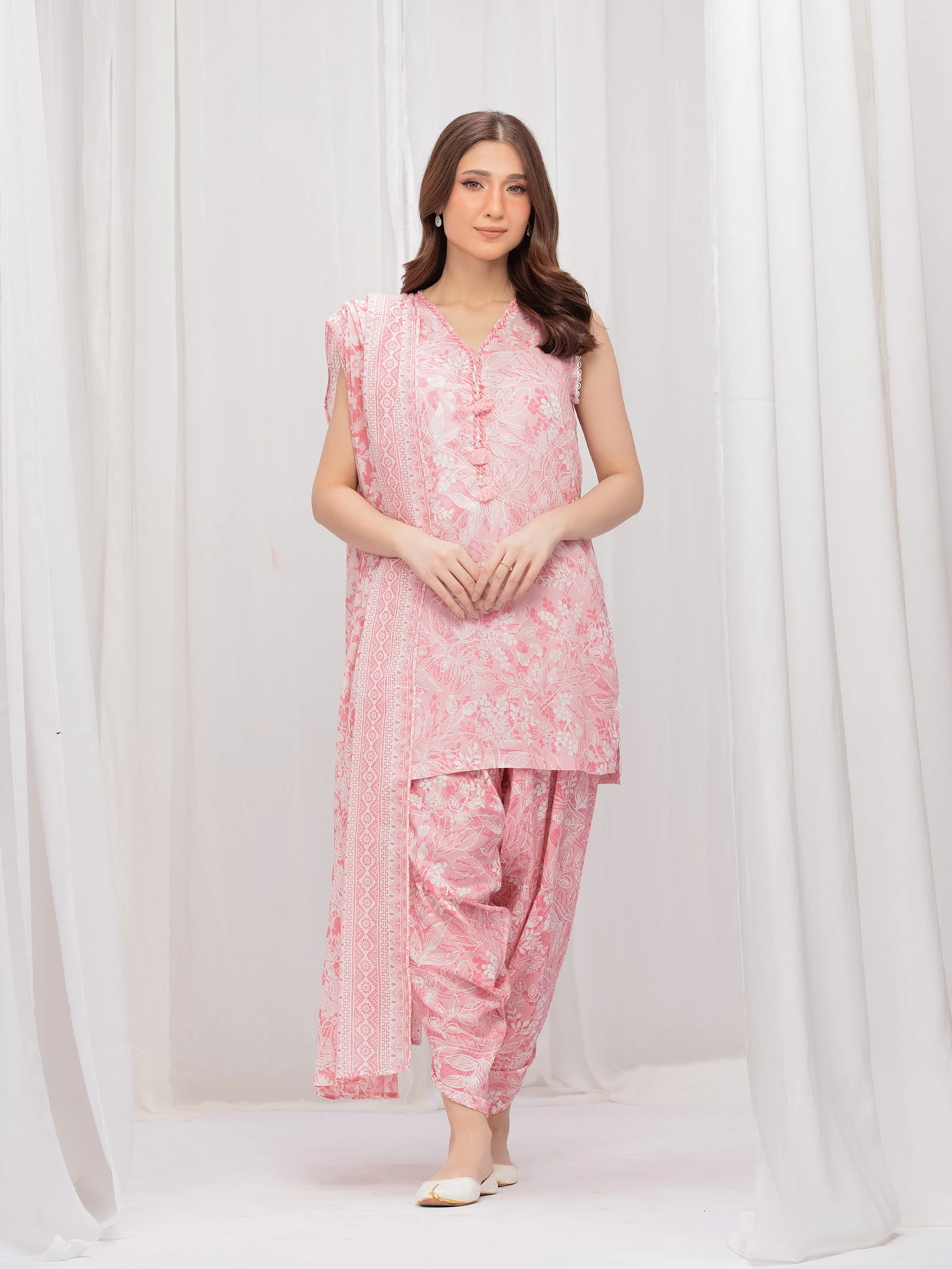 Pret Printed Lawn Suit - EWTKP5-83001-3P
