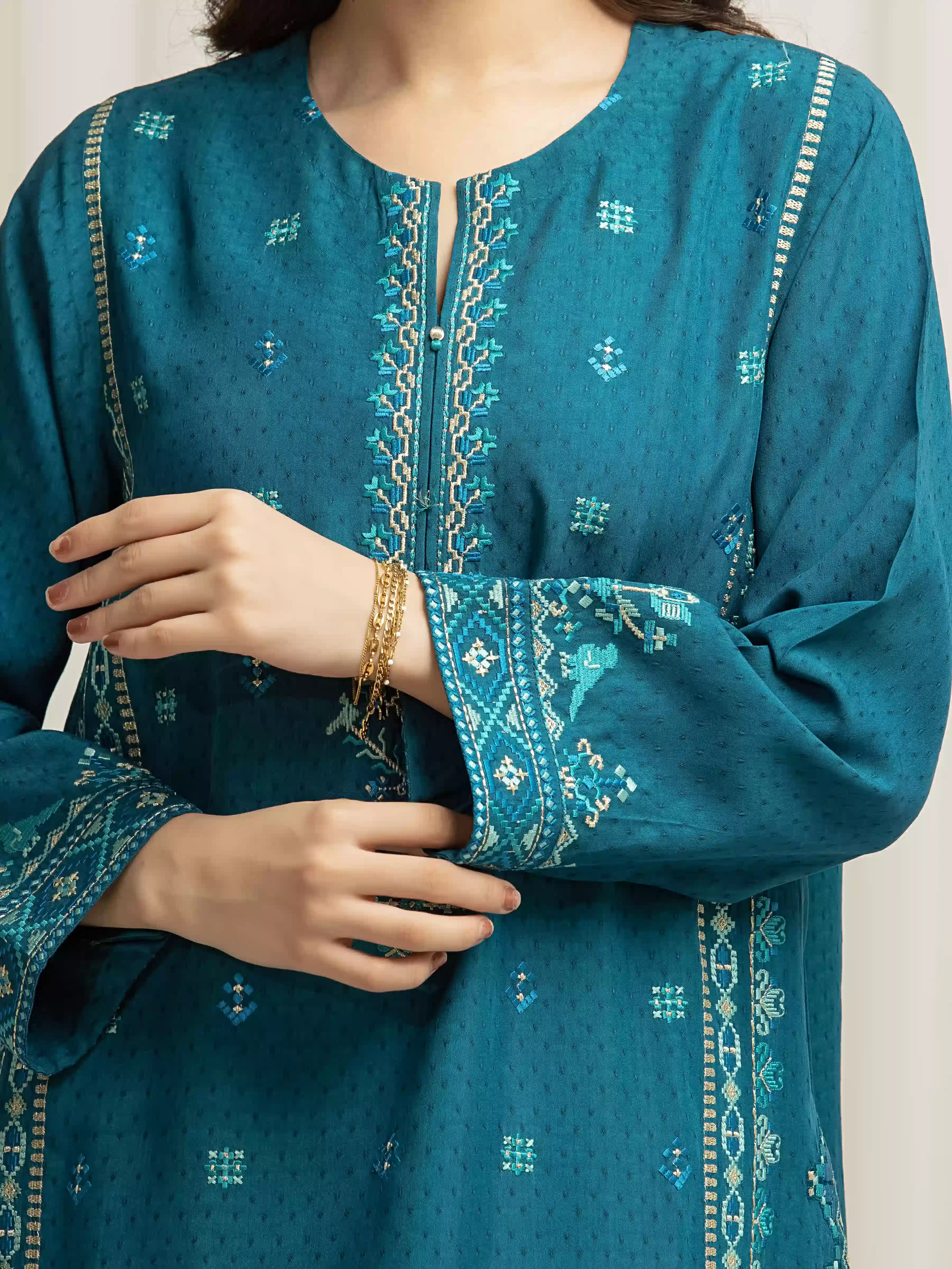Pret Embroidered Dobby Filament Viscose Suit - EWTKED6-84117-3P - Image 4