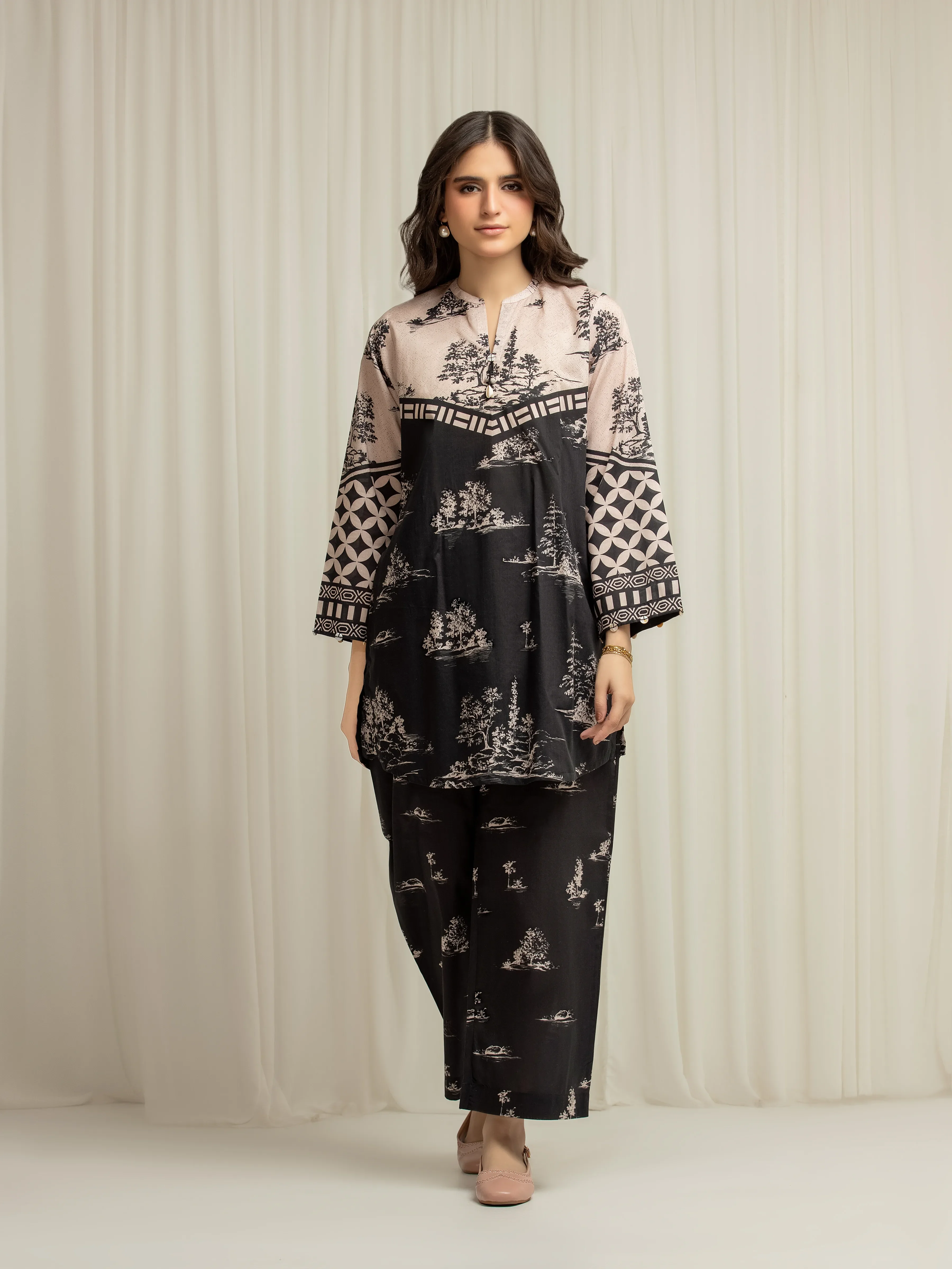 Pret Printed Lawn Co-Ord Set - EWTKP6-86017ST