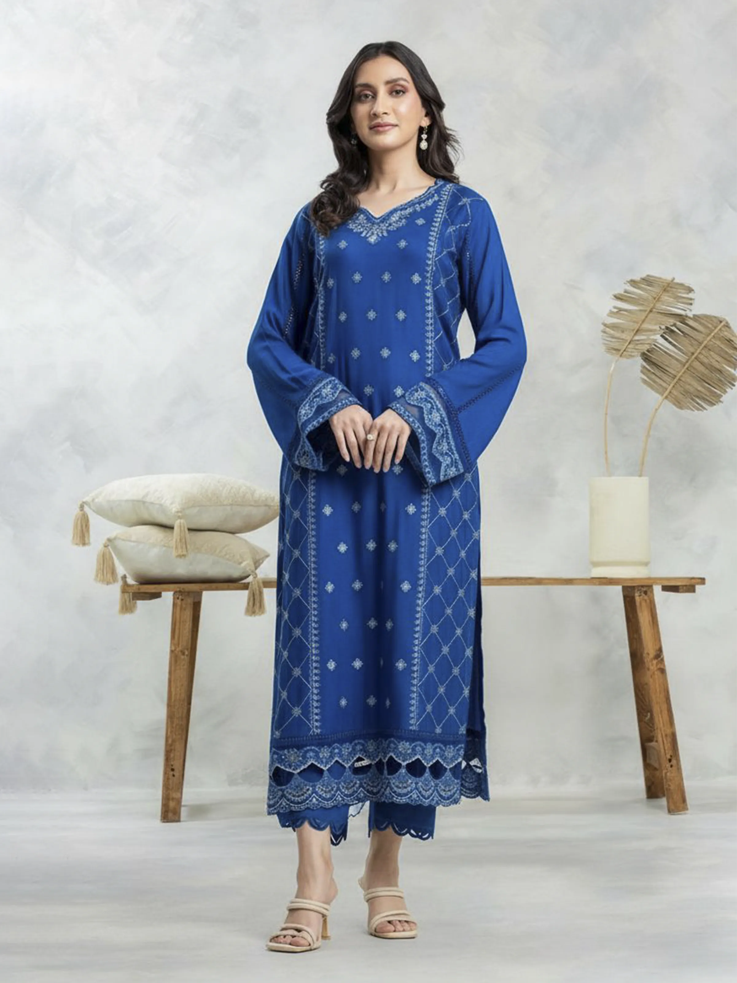Unstitched Embroidered Viscose Suit - EWU24V13-30229A-3P
