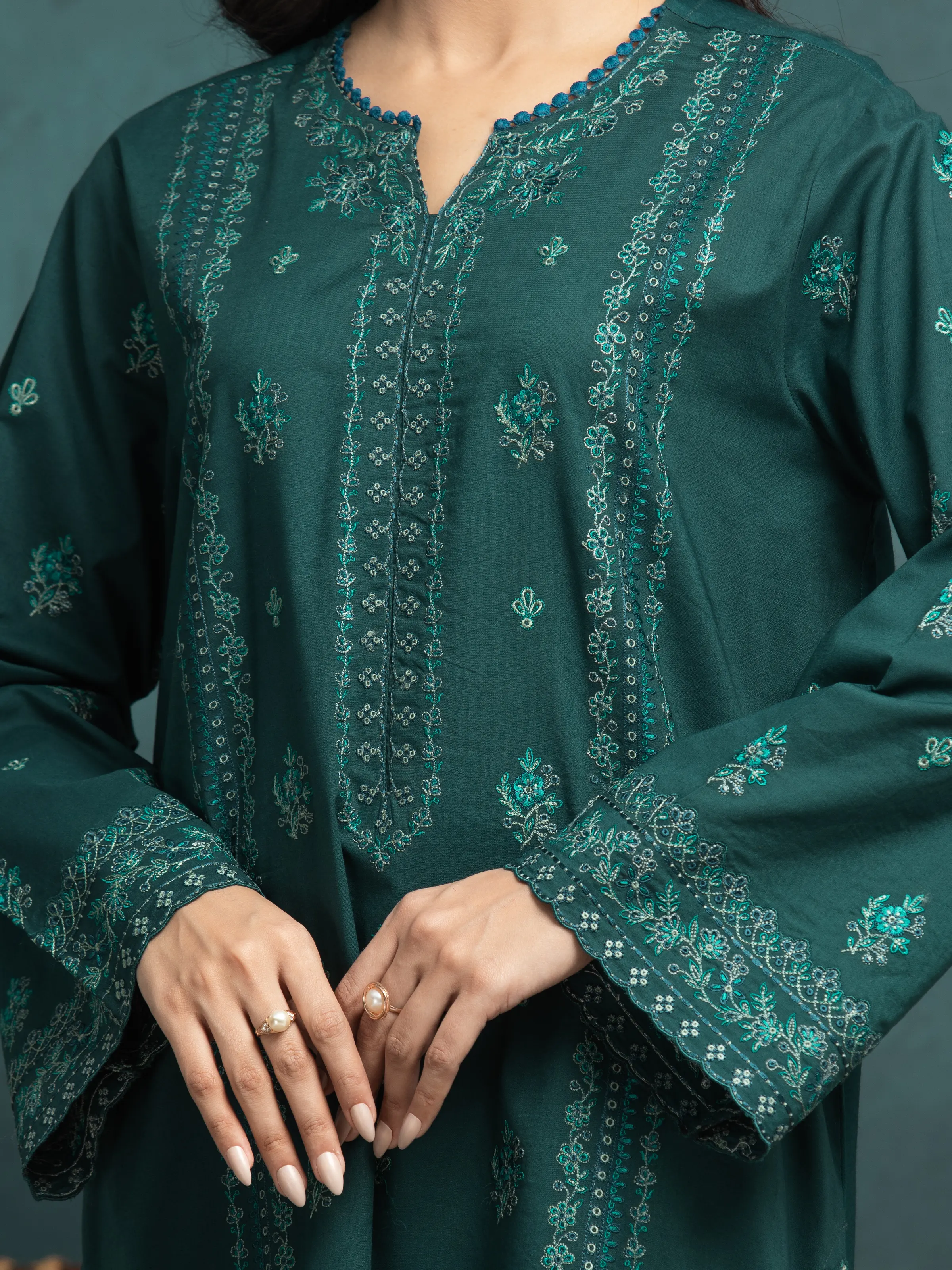 Unstitched Embroidered Cambric Shirt Dupatta - EWU24V2-31008SD - Image 2