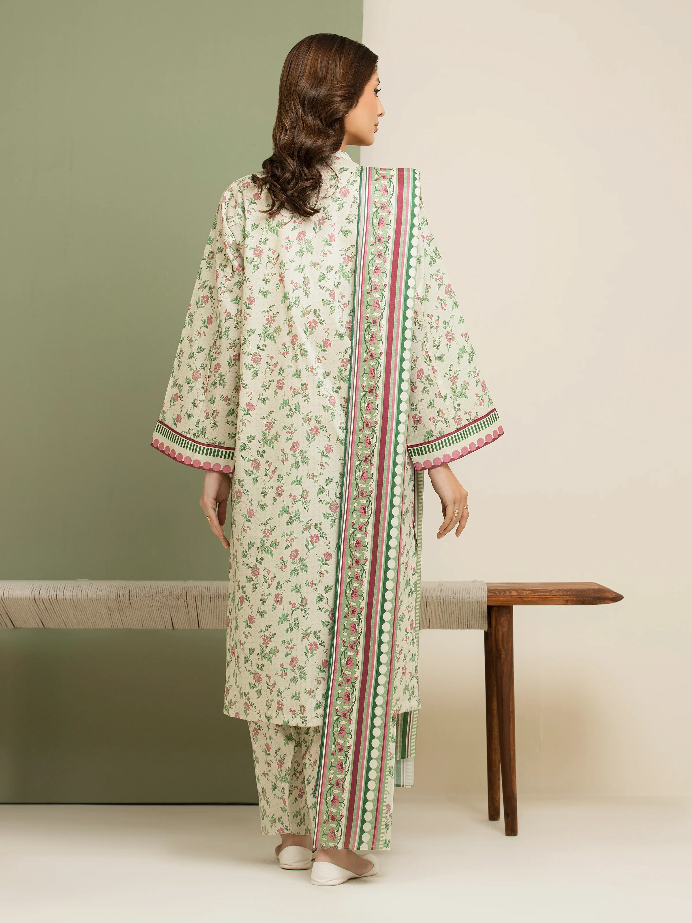 Unstitched Printed Lawn Shirt Dupatta - EWU5A1-35152SD - Image 5