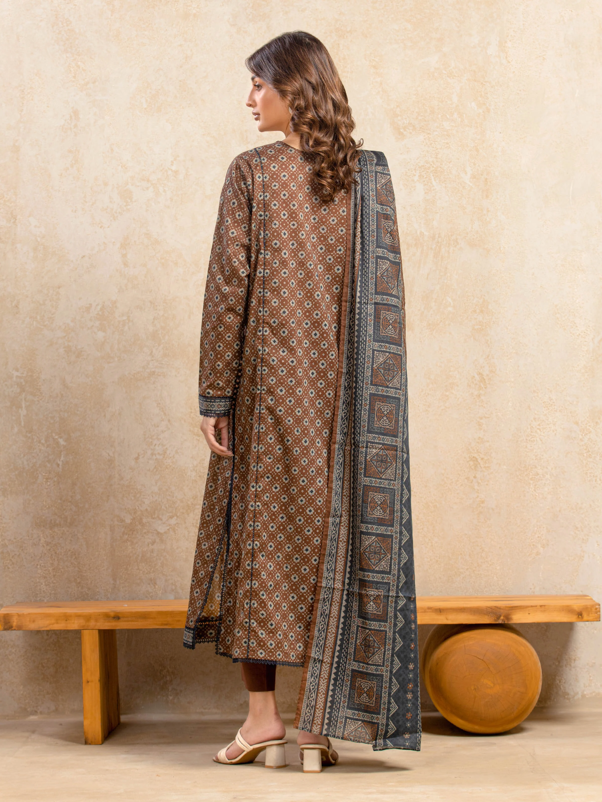 Unstitched Printed Khaddar Suit - EWU5A3-35980-3P - Image 6