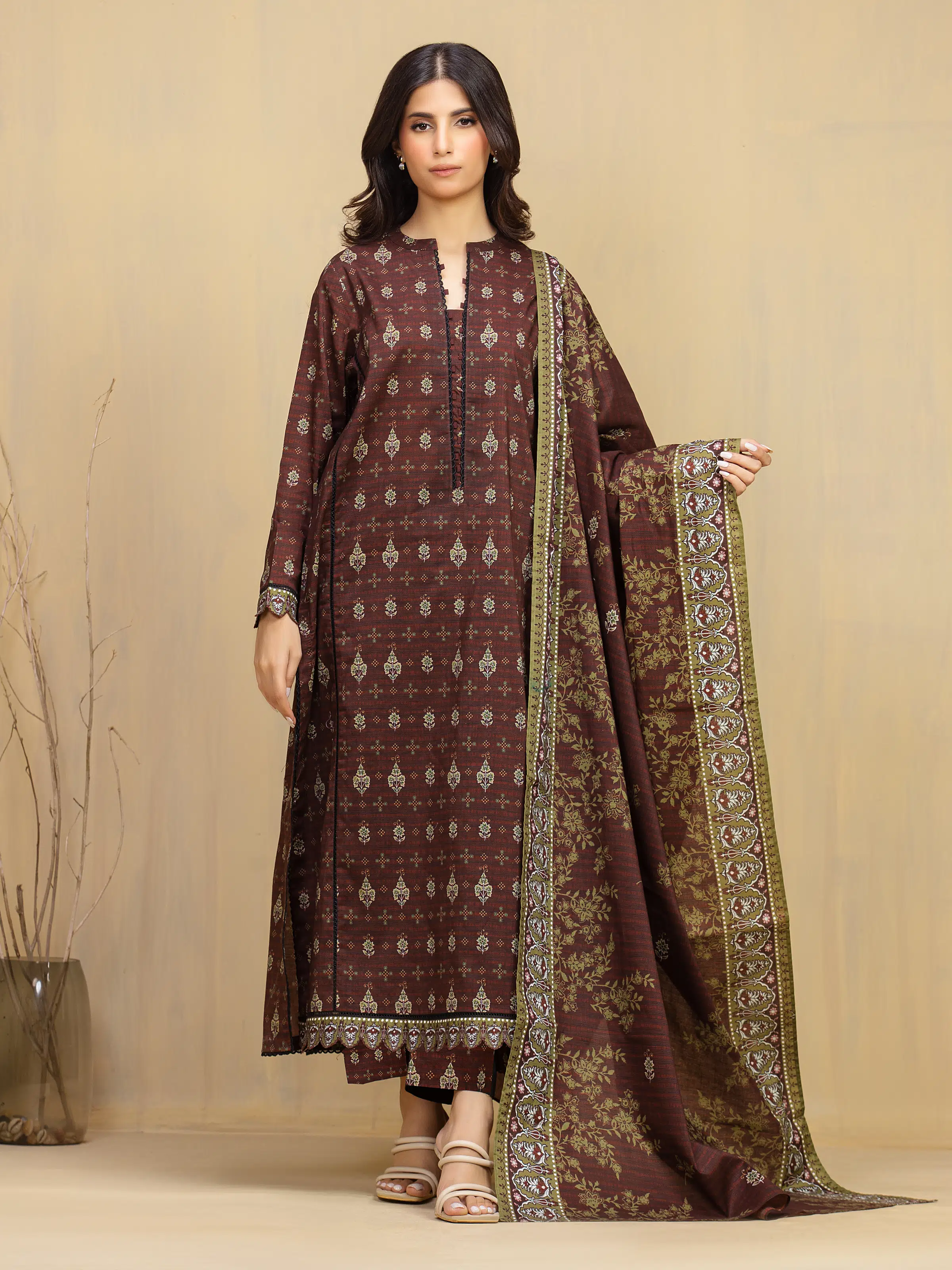 Unstitched Printed Khaddar Suit - EWU5A3-36118-3P