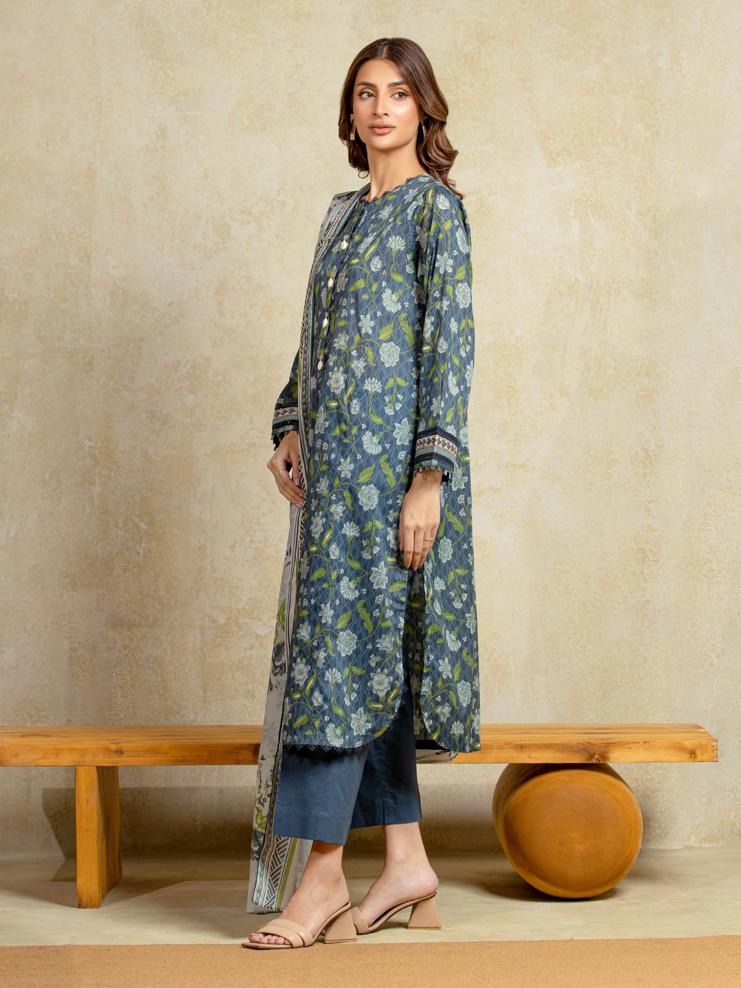 Unstitched Printed Khaddar Suit - EWU5A3-35932-3P - Image 6