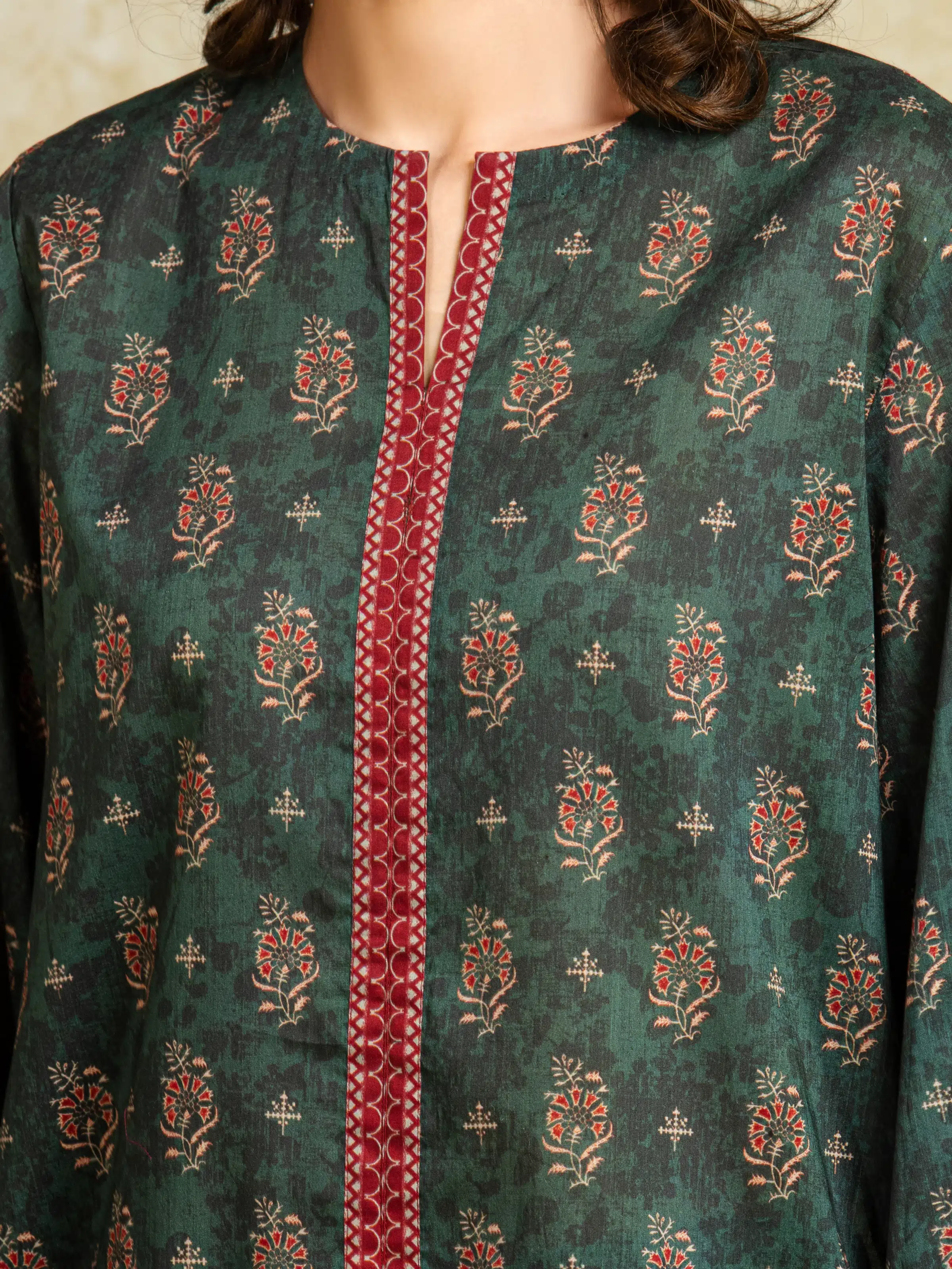 Unstitched Printed Khaddar Suit - EWU5A3-35937-3P - Image 4