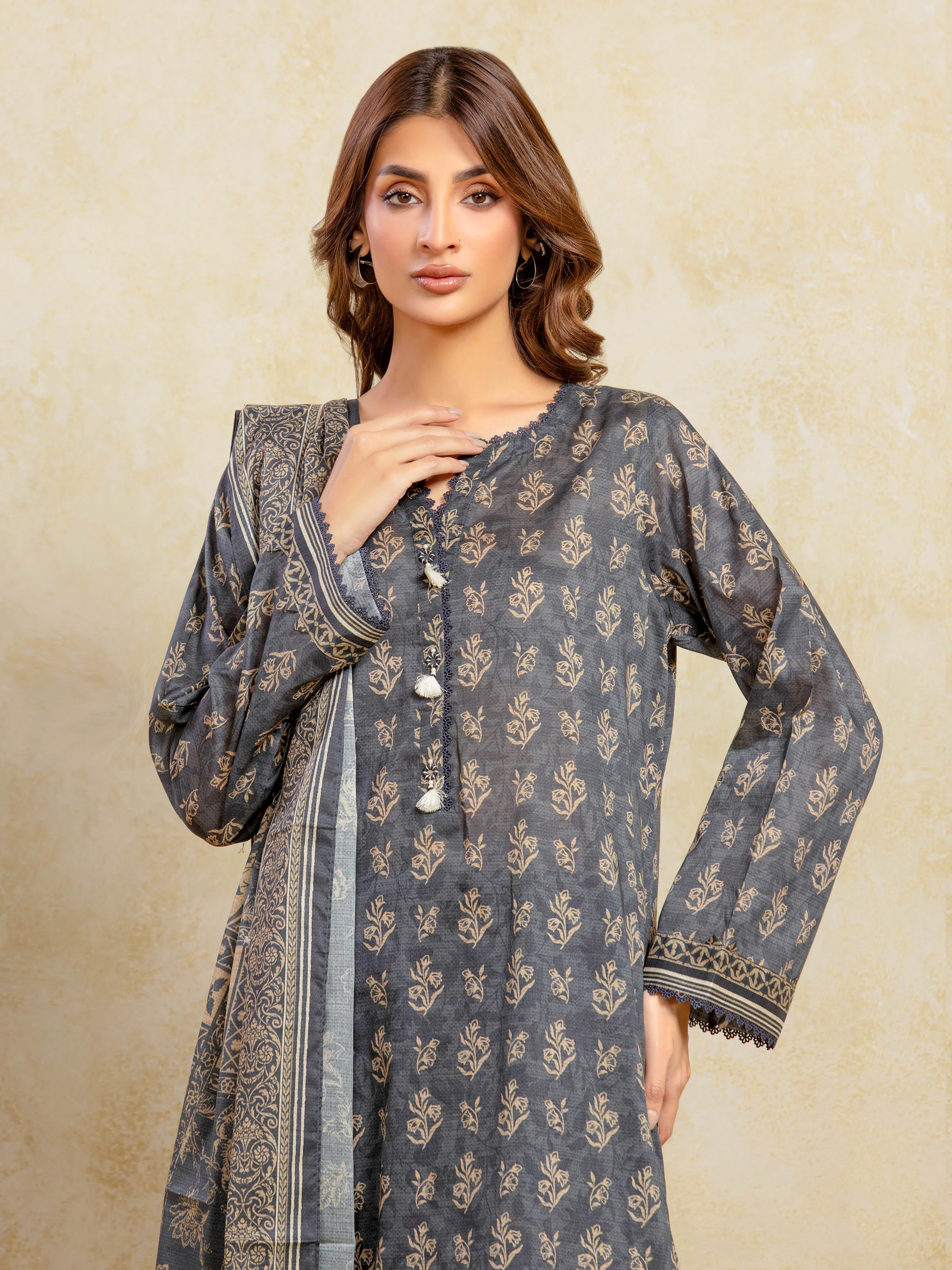 Unstitched Printed Khaddar Suit - EWU5A3-36095-3P - Image 2