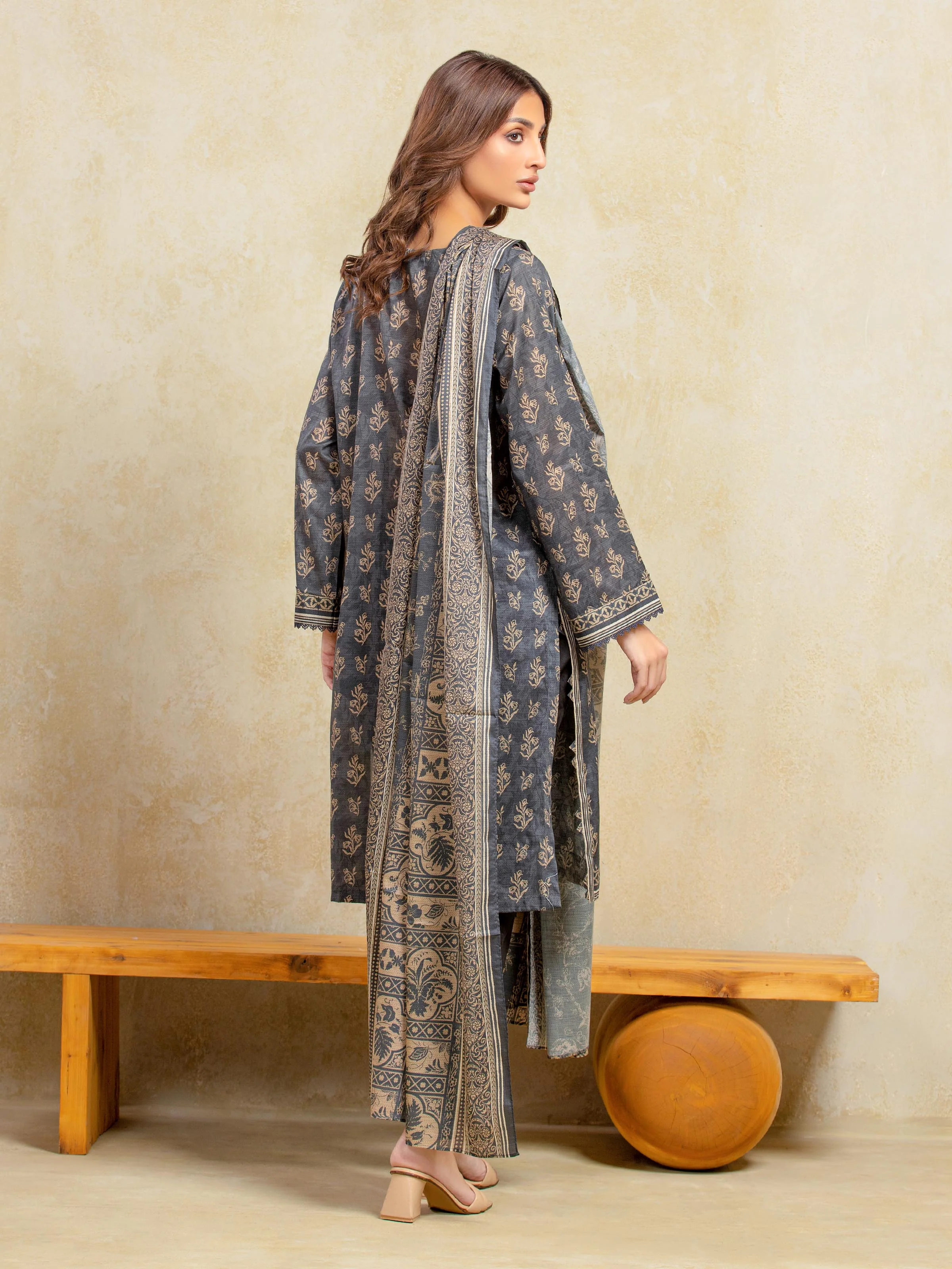 Unstitched Printed Khaddar Suit - EWU5A3-36095-3P - Image 6