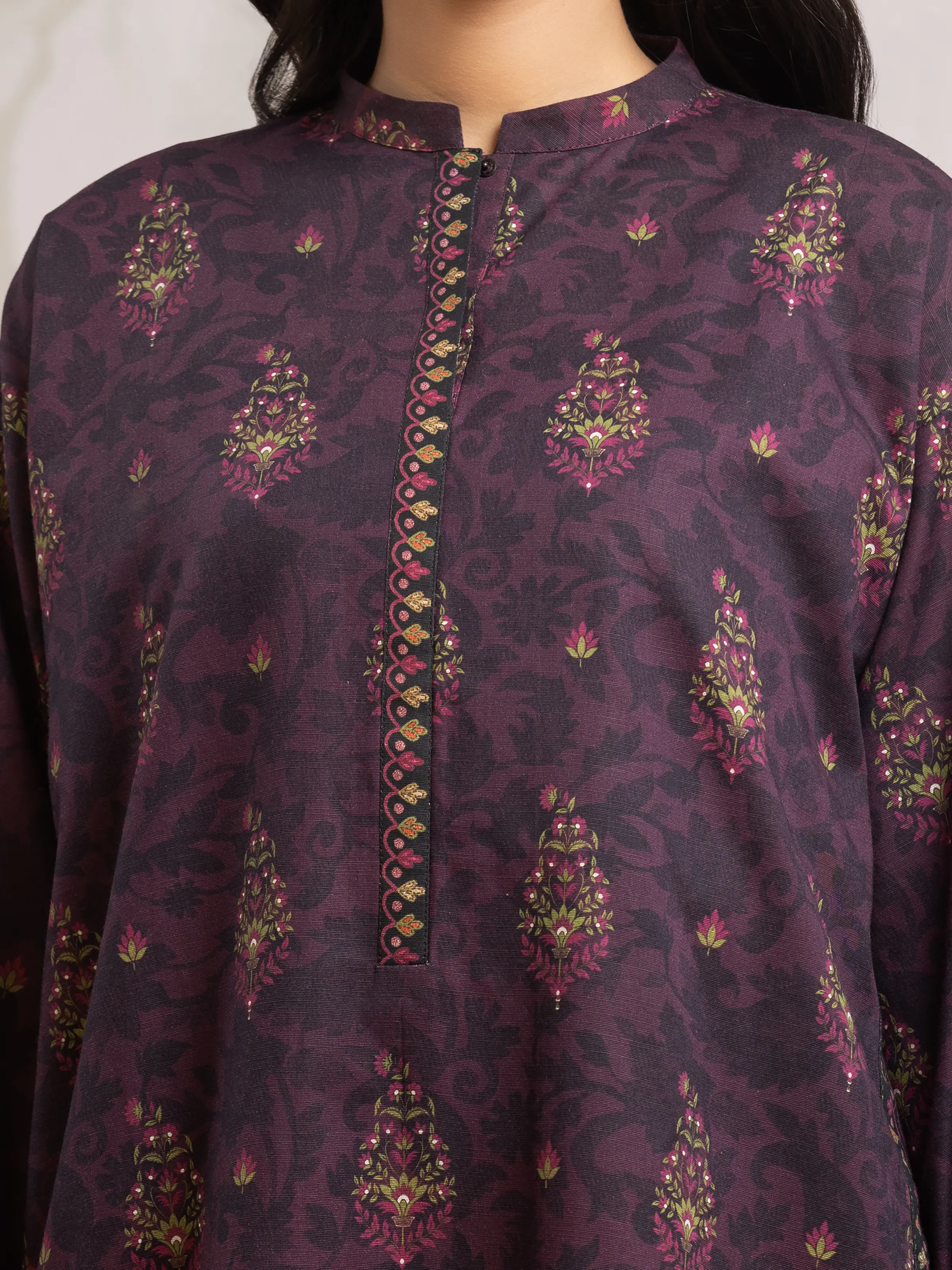 Unstitched Printed Khaddar Shirt Dupatta - EWU24M2-171SD - Image 3