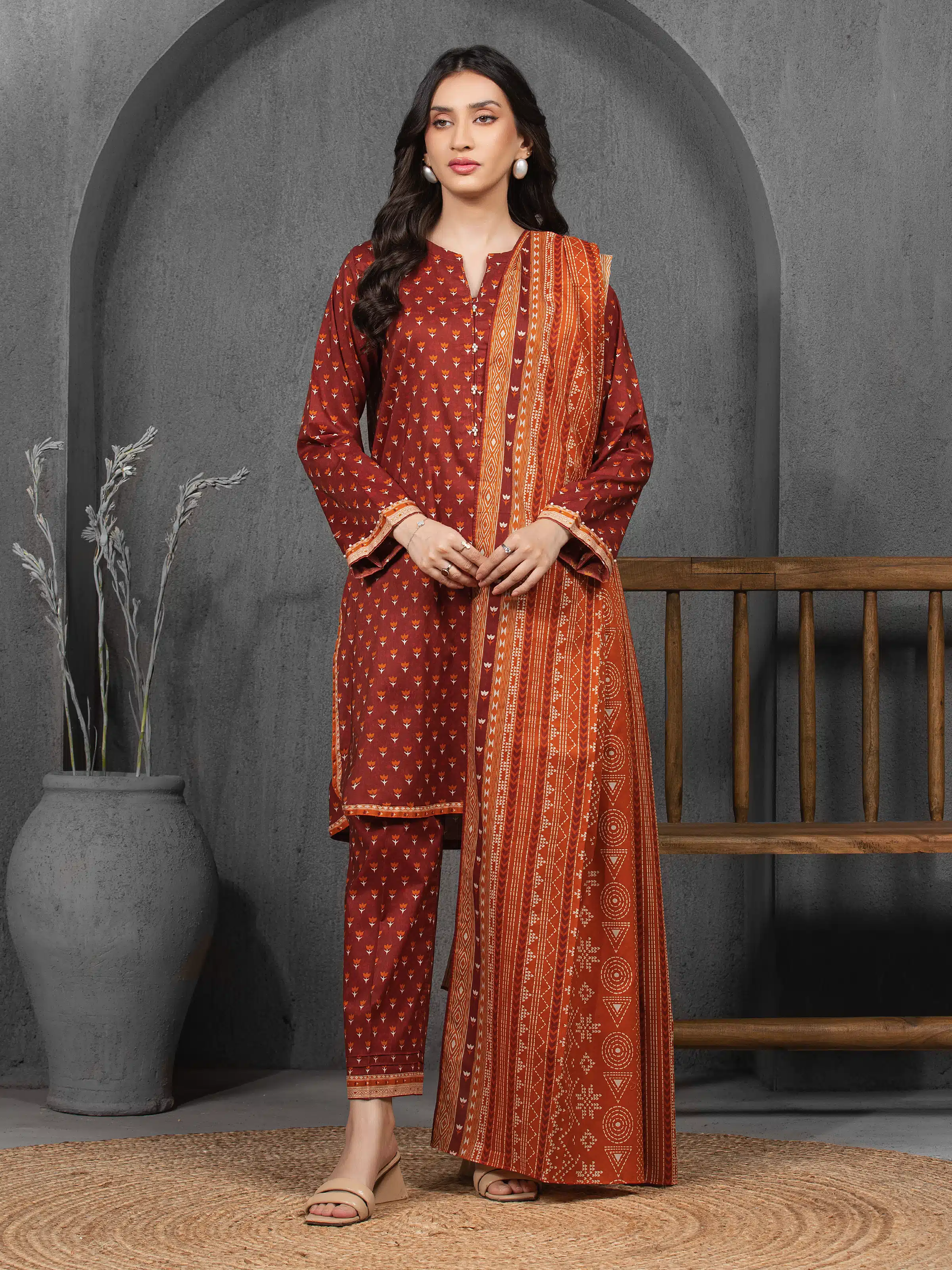 Unstitched Printed Cambric Suit - EWU5A2-35847-3P