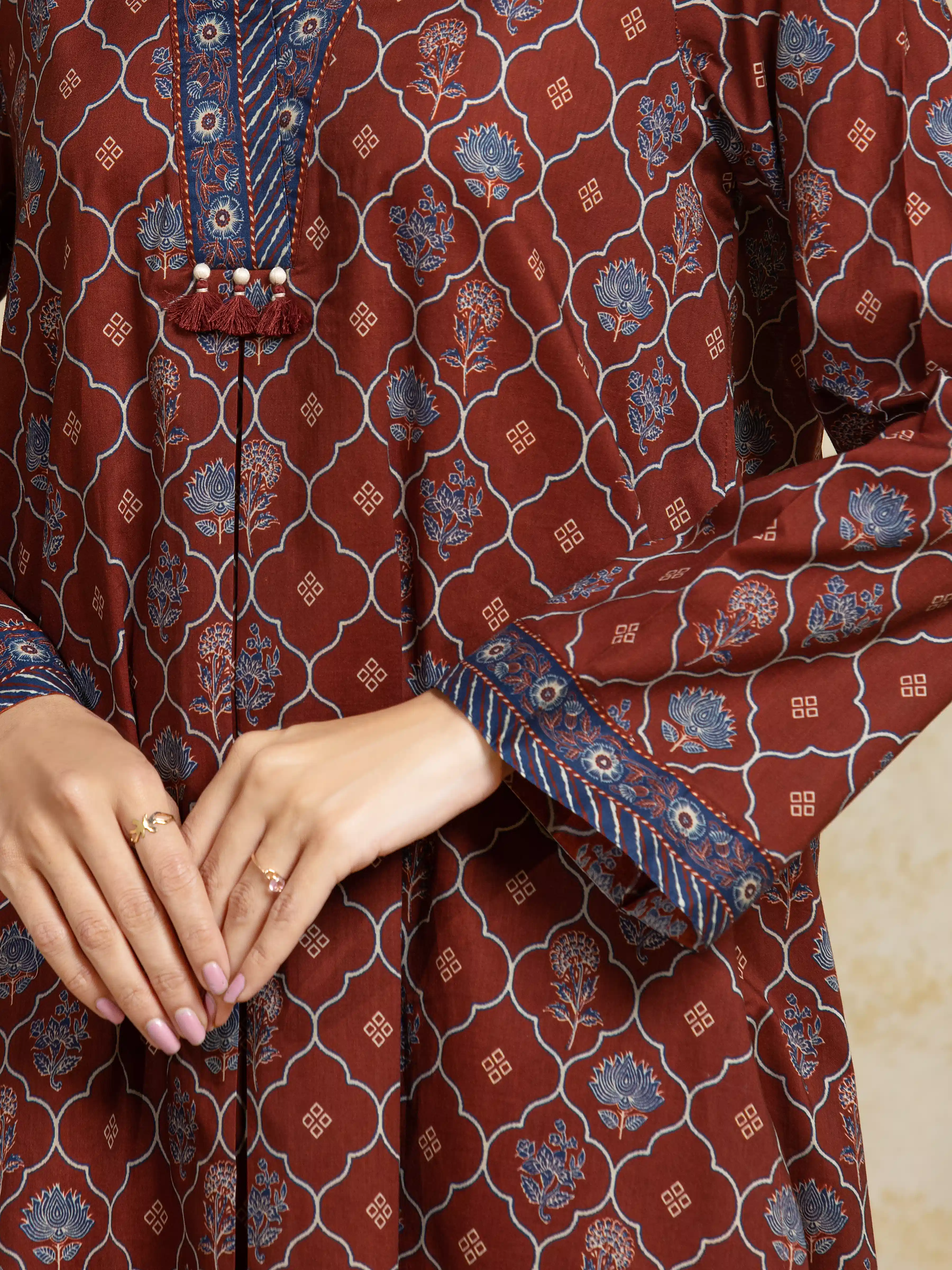 Unstitched Printed Khaddar Suit - EWU5A3-35914-3P - Image 3