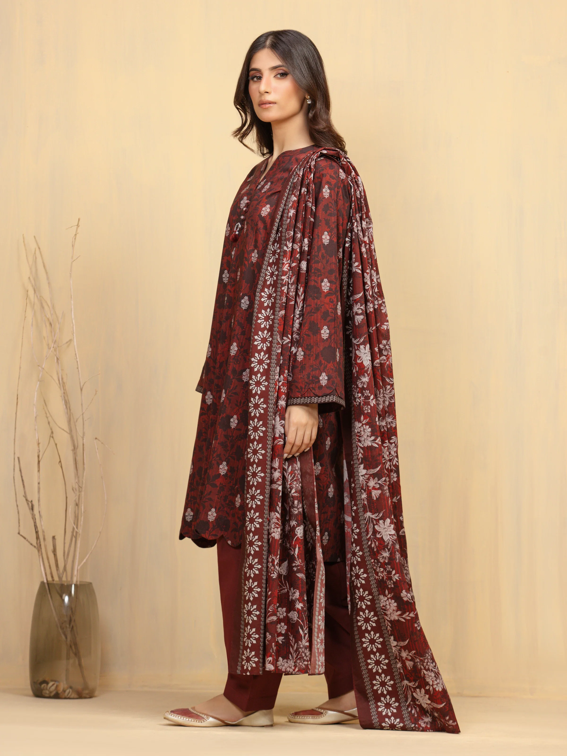 Unstitched Printed Khaddar Suit - EWU5A3-36021-3P - Image 5