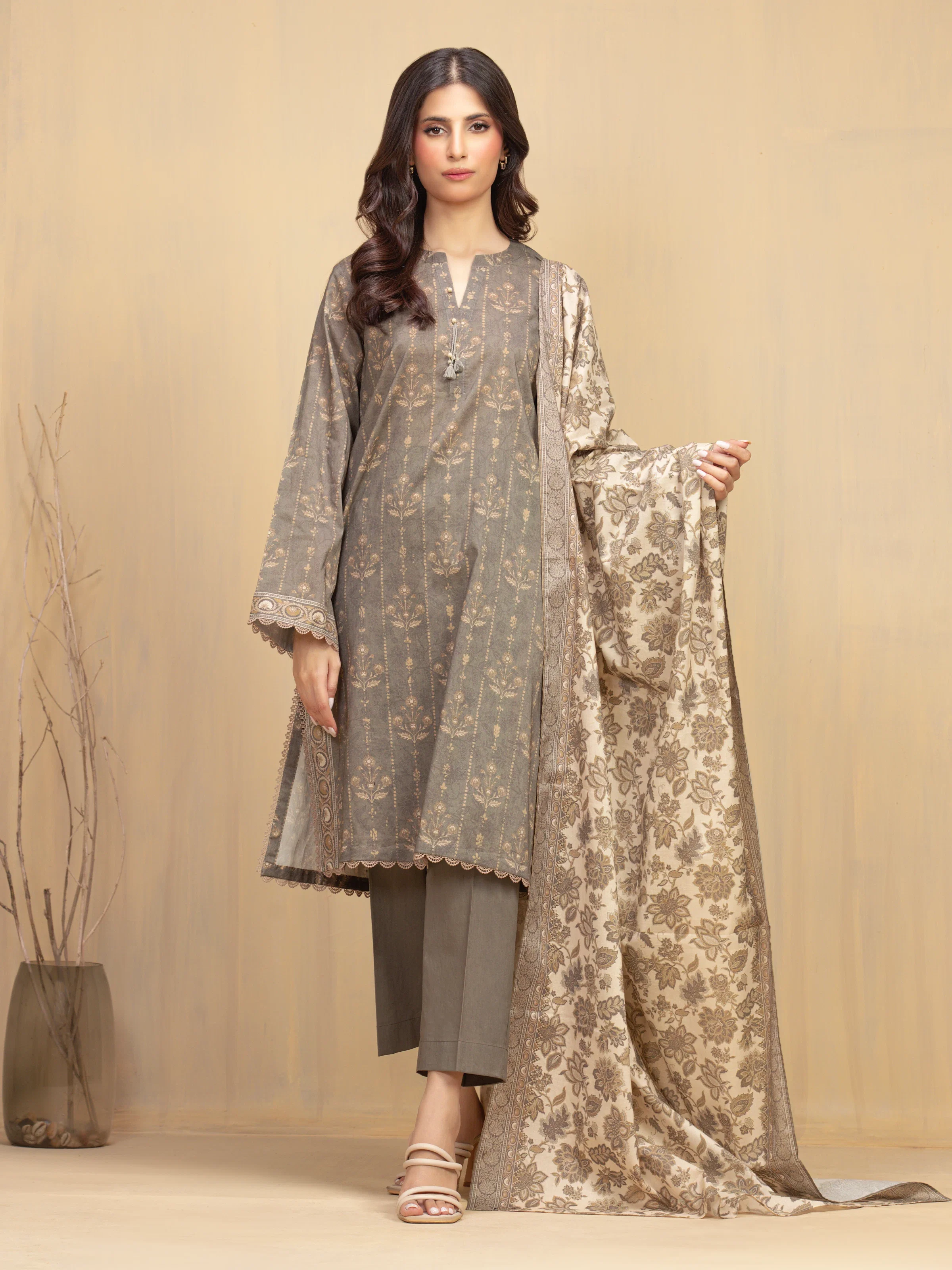 Unstitched Printed Khaddar Suit - EWU5A3-36008-3P