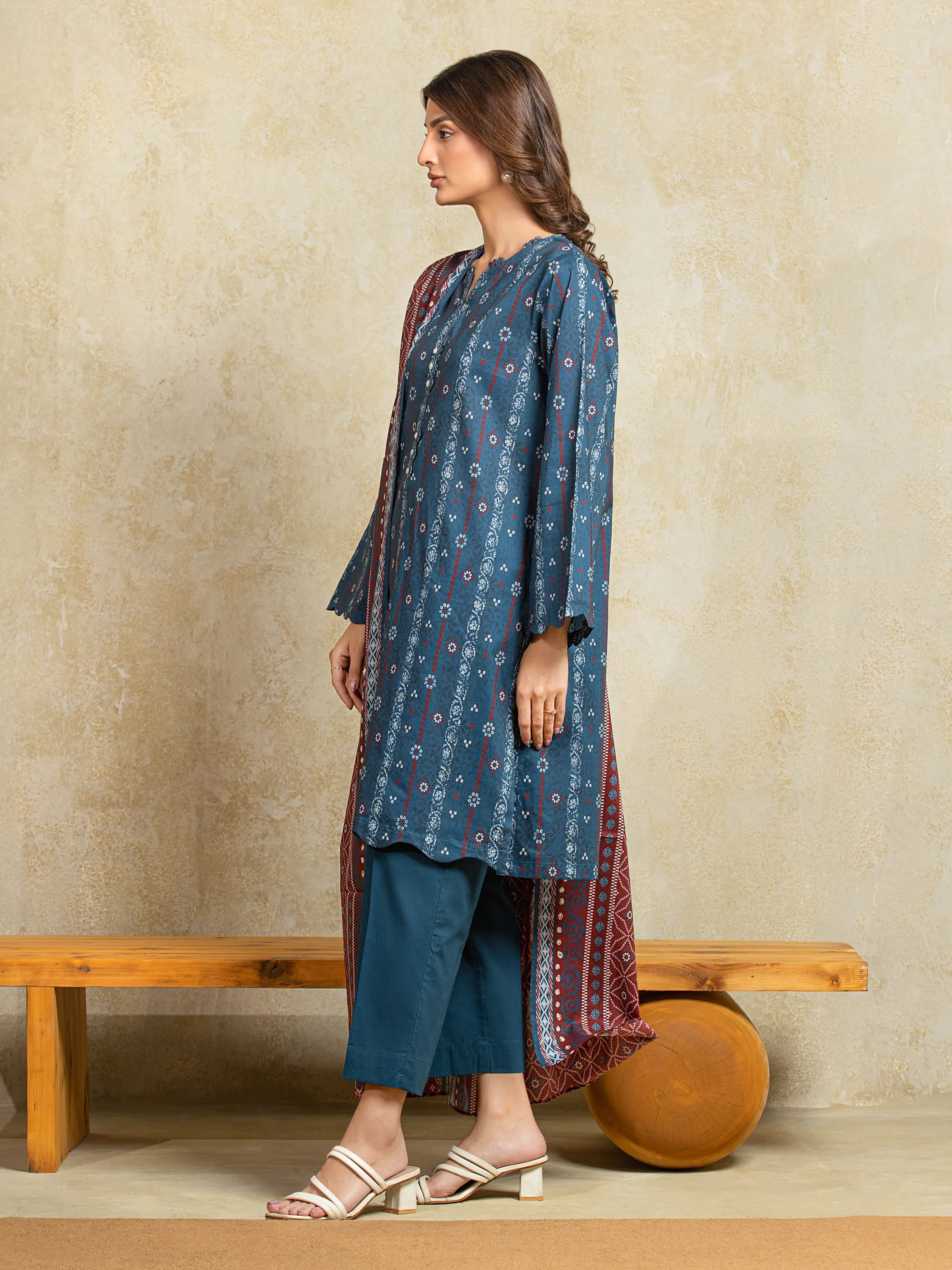 Unstitched Printed Khaddar Suit - EWU5A3-35909-3P - Image 5