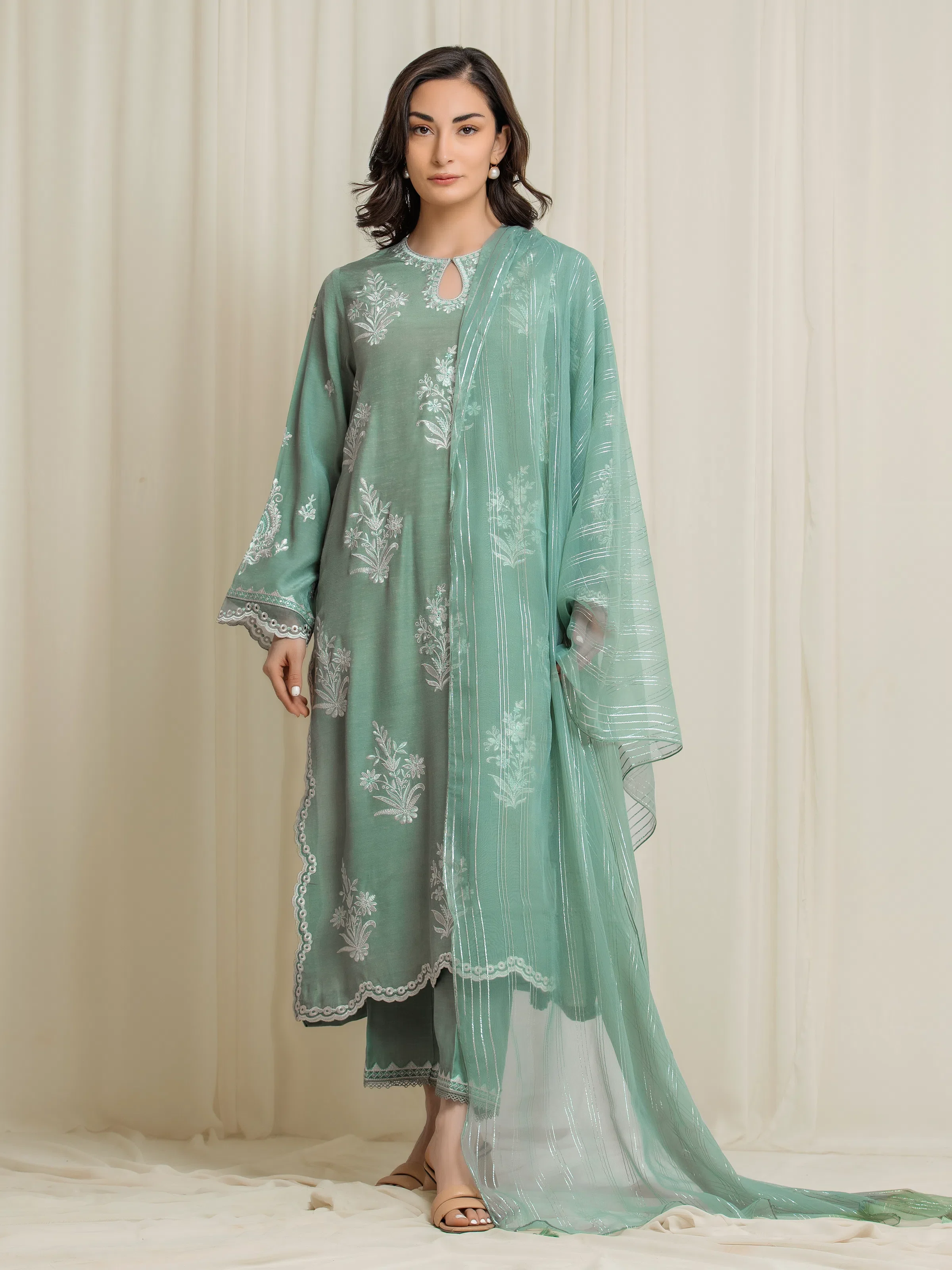 Unstitched Embroidered Karandi Suit - EWU6V22-32090-3P