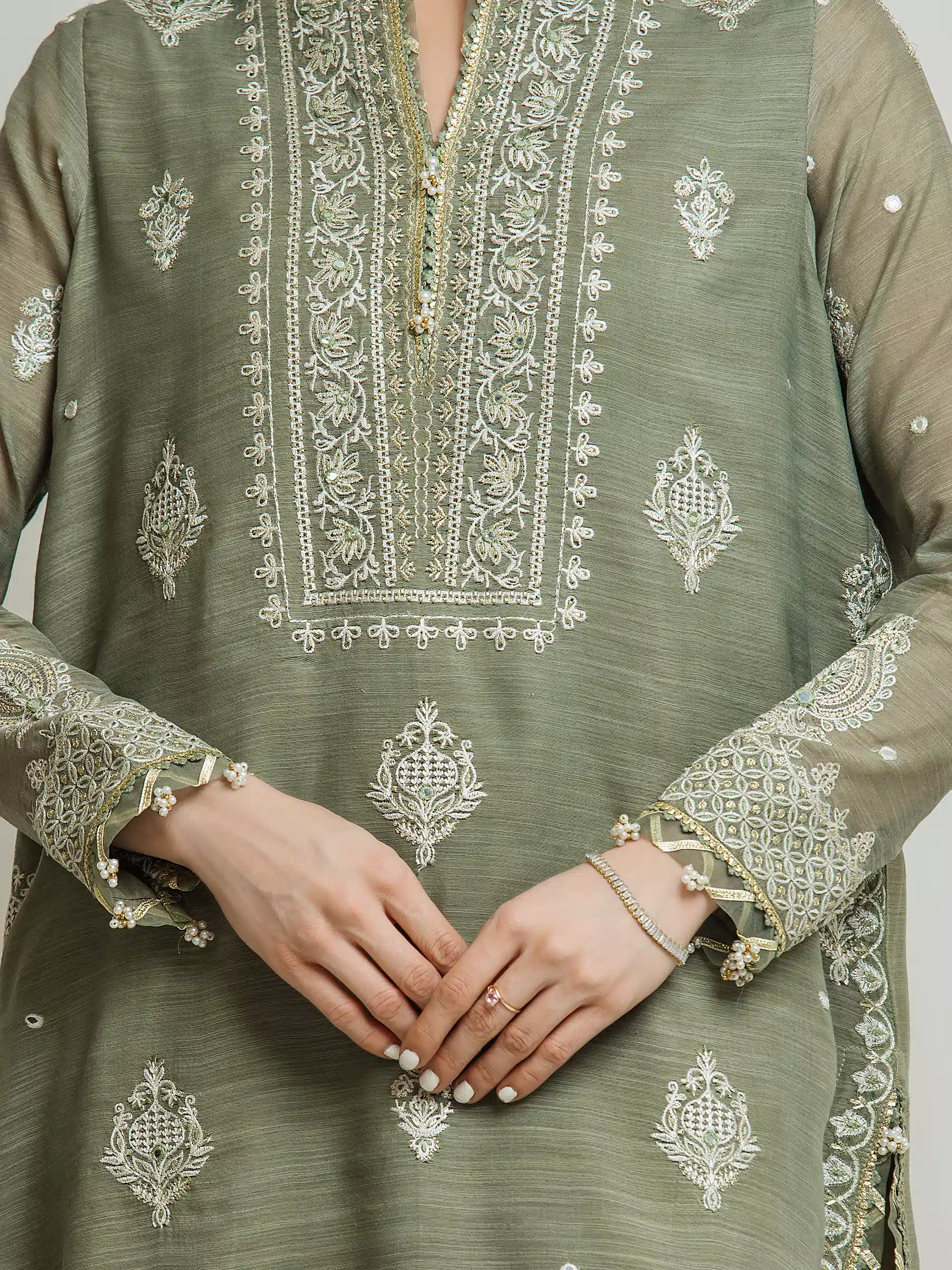 Unstitched Embroidered Munar Suit - EWU6V21-32063-3P - Image 3