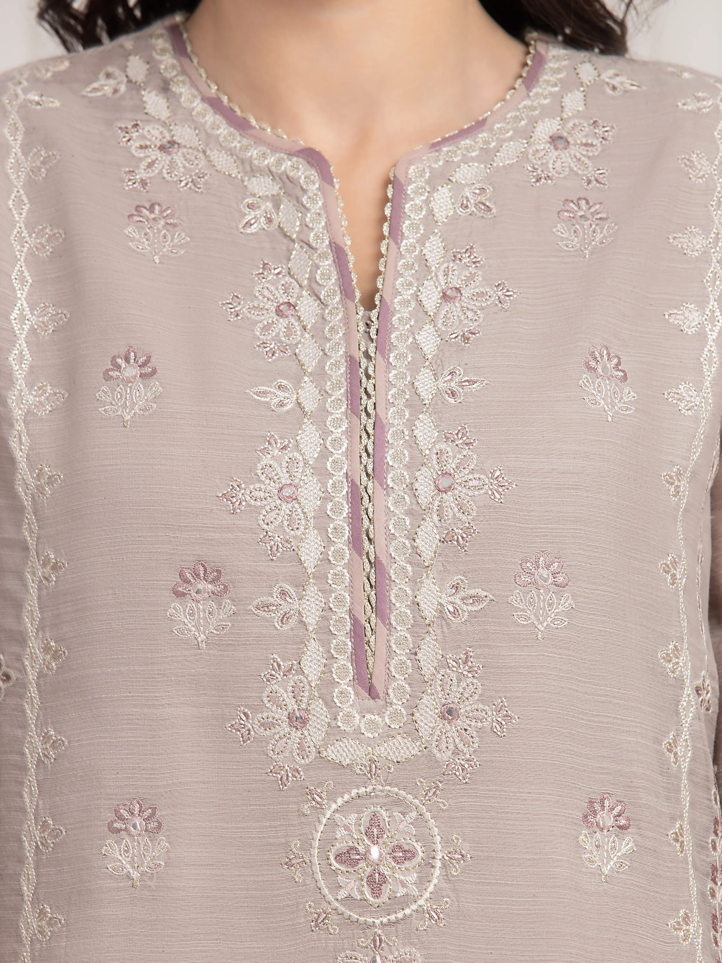 Unstitched Embroidered Munar Suit - EWU6V21-32064-3P - Image 3