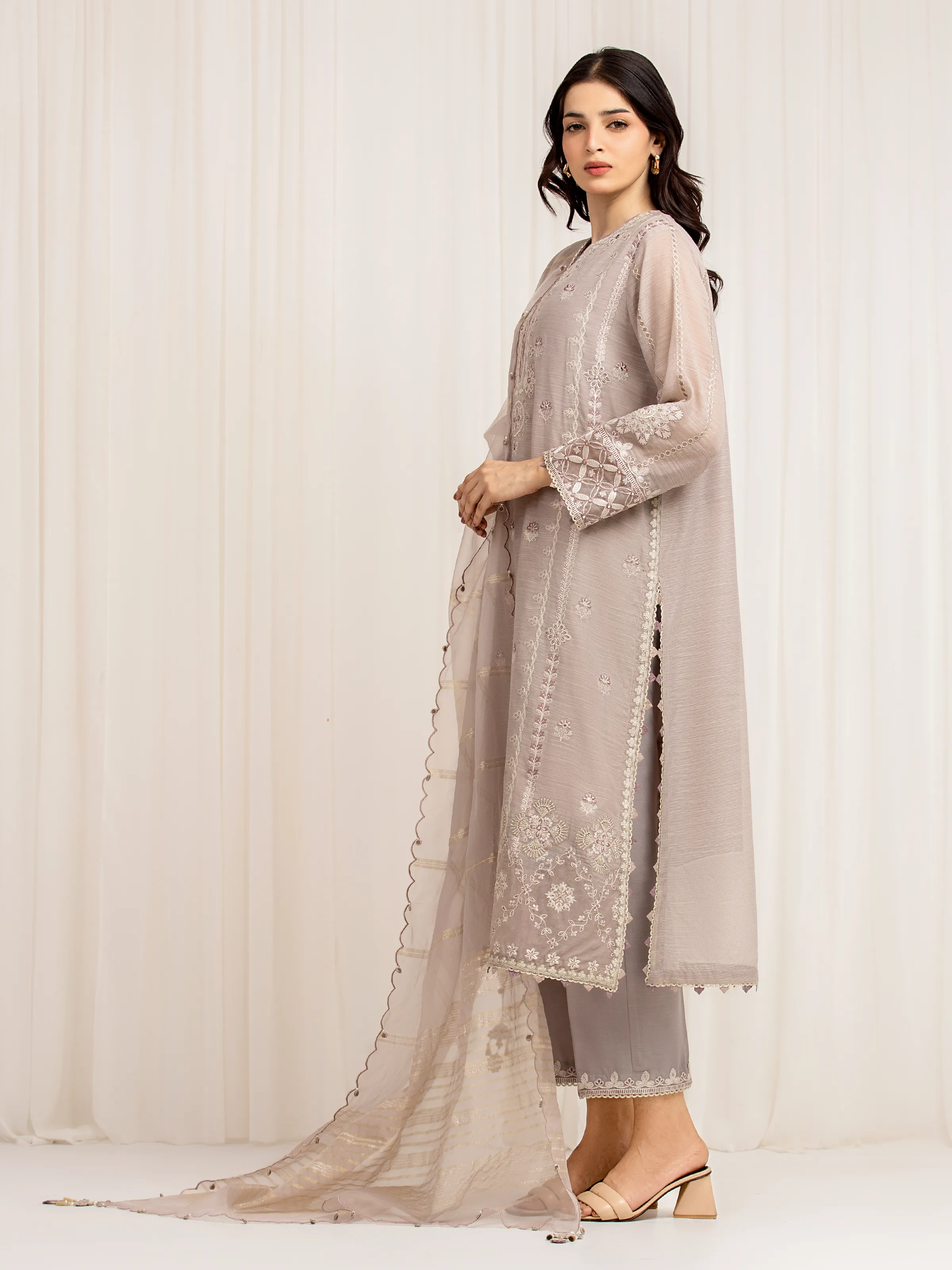 Unstitched Embroidered Munar Suit - EWU6V21-32064-3P - Image 5