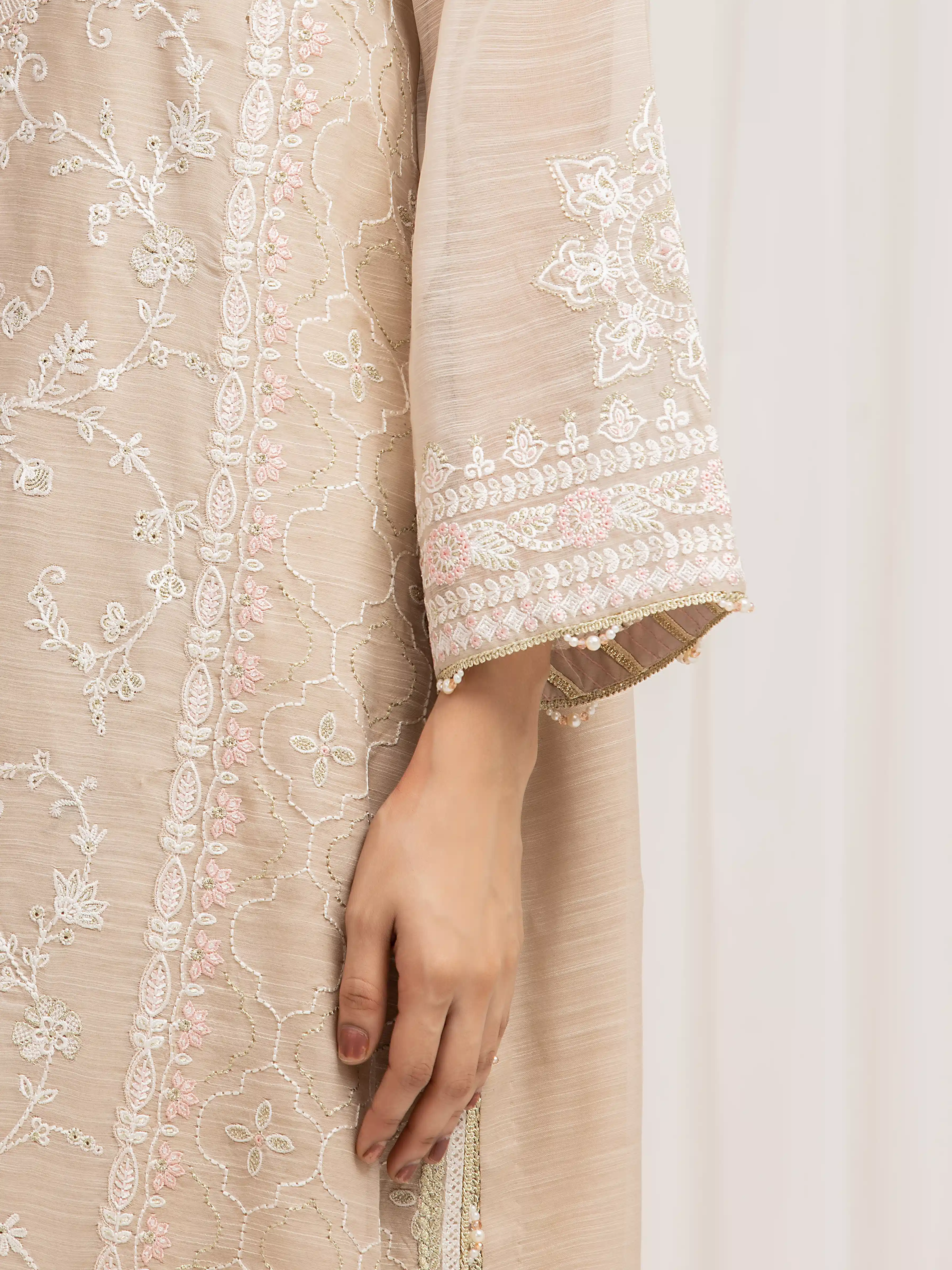 Unstitched Embroidered Suit - EWU6V21-32062-3P - Image 4
