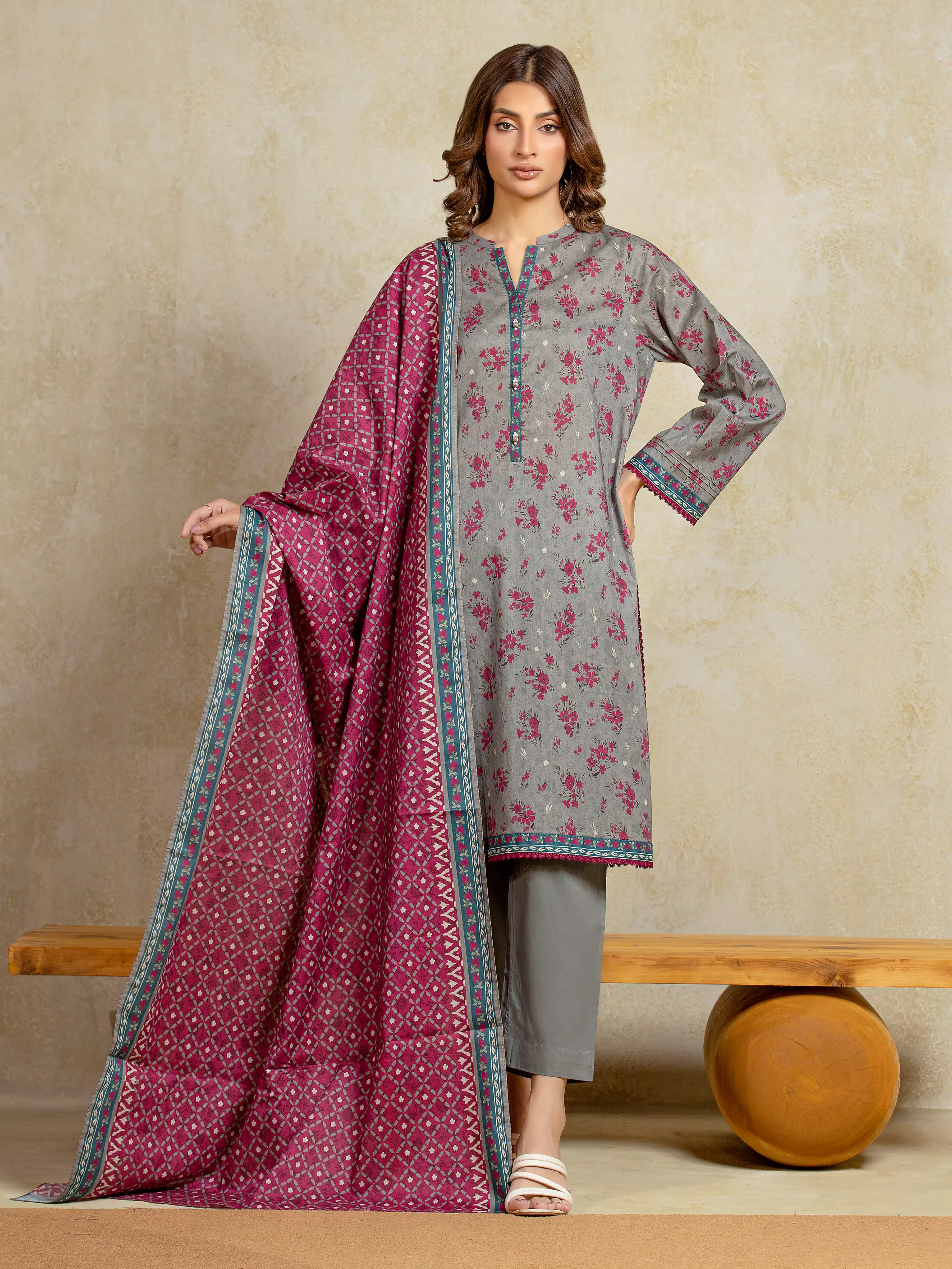 Unstitched Printed Khaddar Suit - EWU5A3-35911-3P