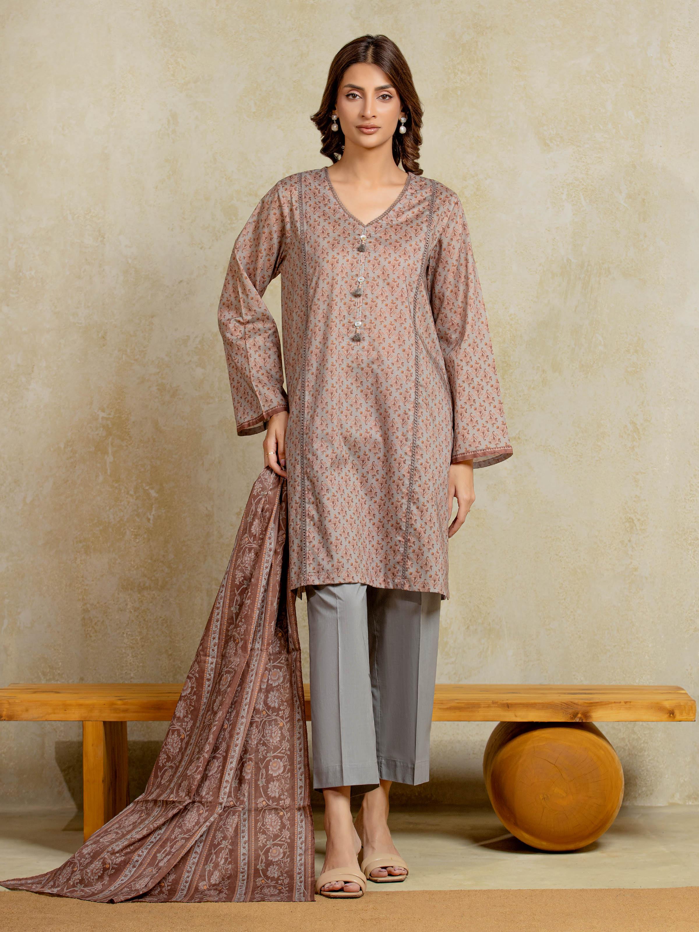 Unstitched Printed Khaddar Suit - EWU5A3-35949-3P