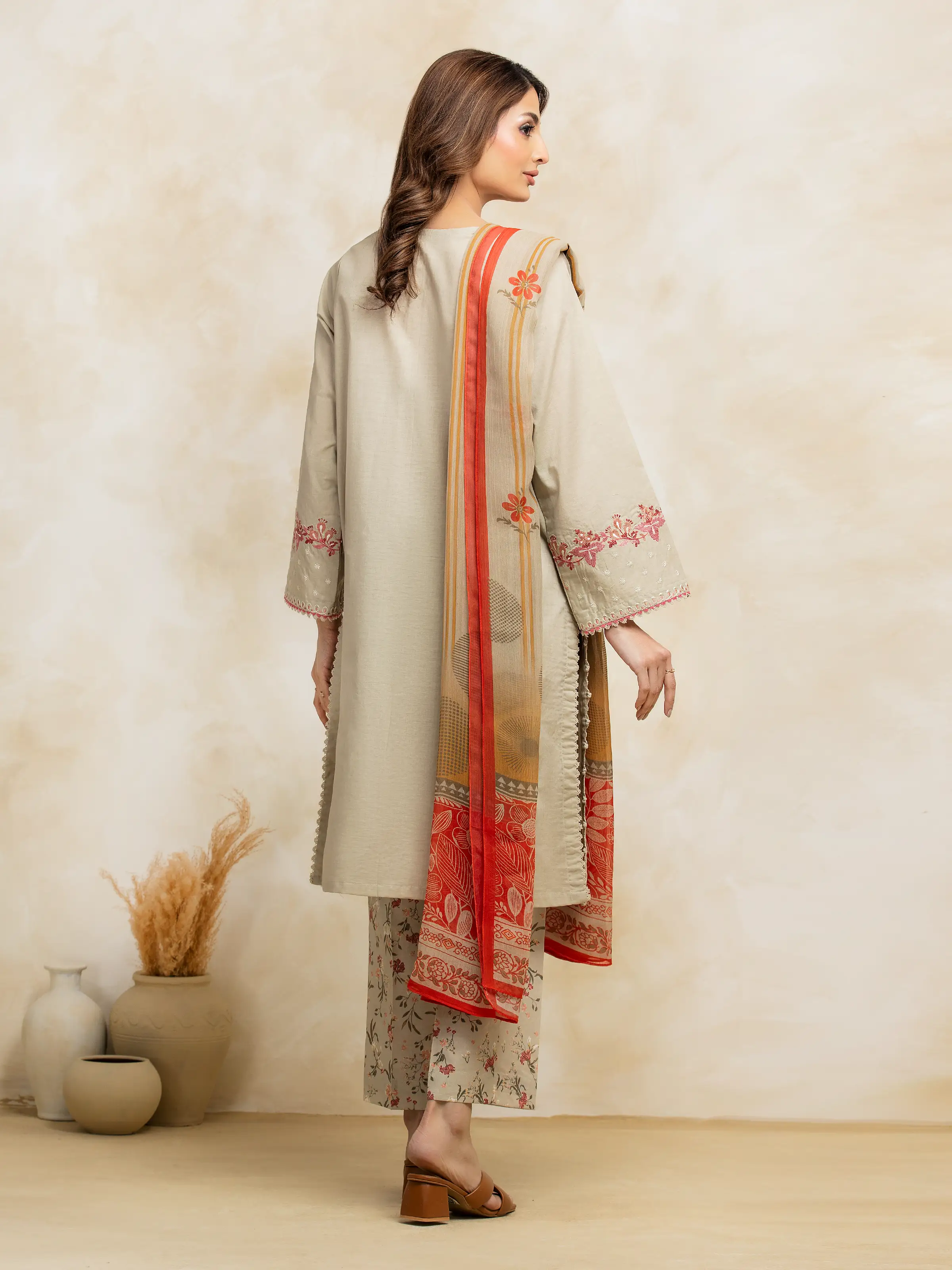 Unstitched Embroidered Cambric Shirt Dupatta - EWU5V2-31032SD - Image 5