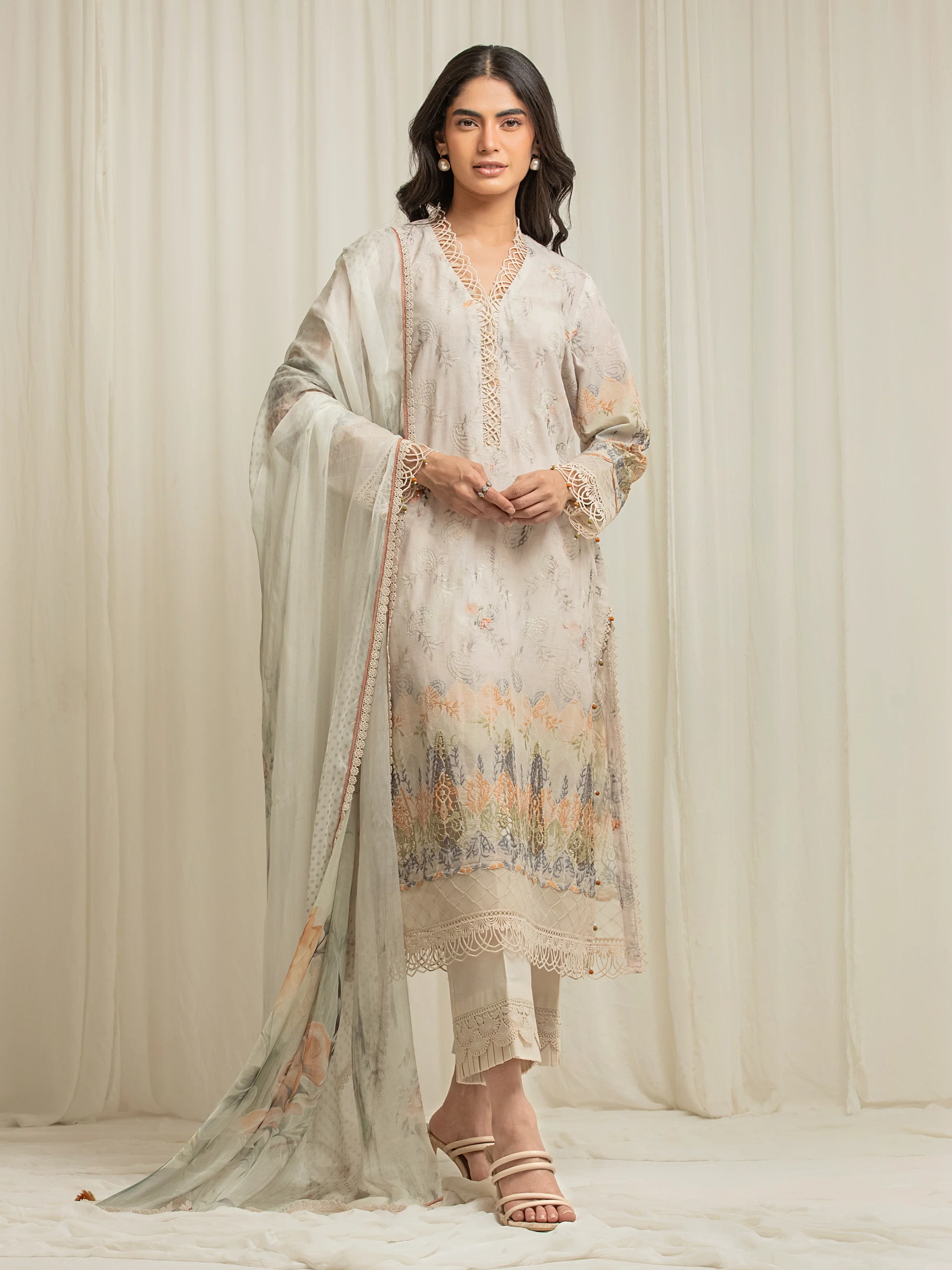 Unstitched Embroidered Cambric Suit - EWU6V2-33501-3P