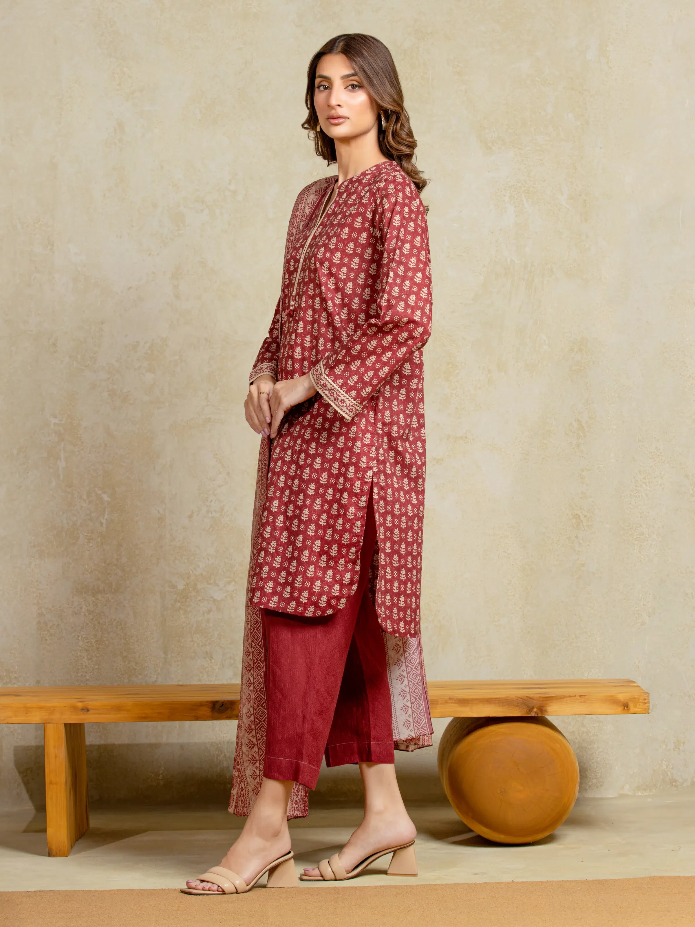 Unstitched Printed Khaddar Suit - EWU5A3-35915-3P - Image 5