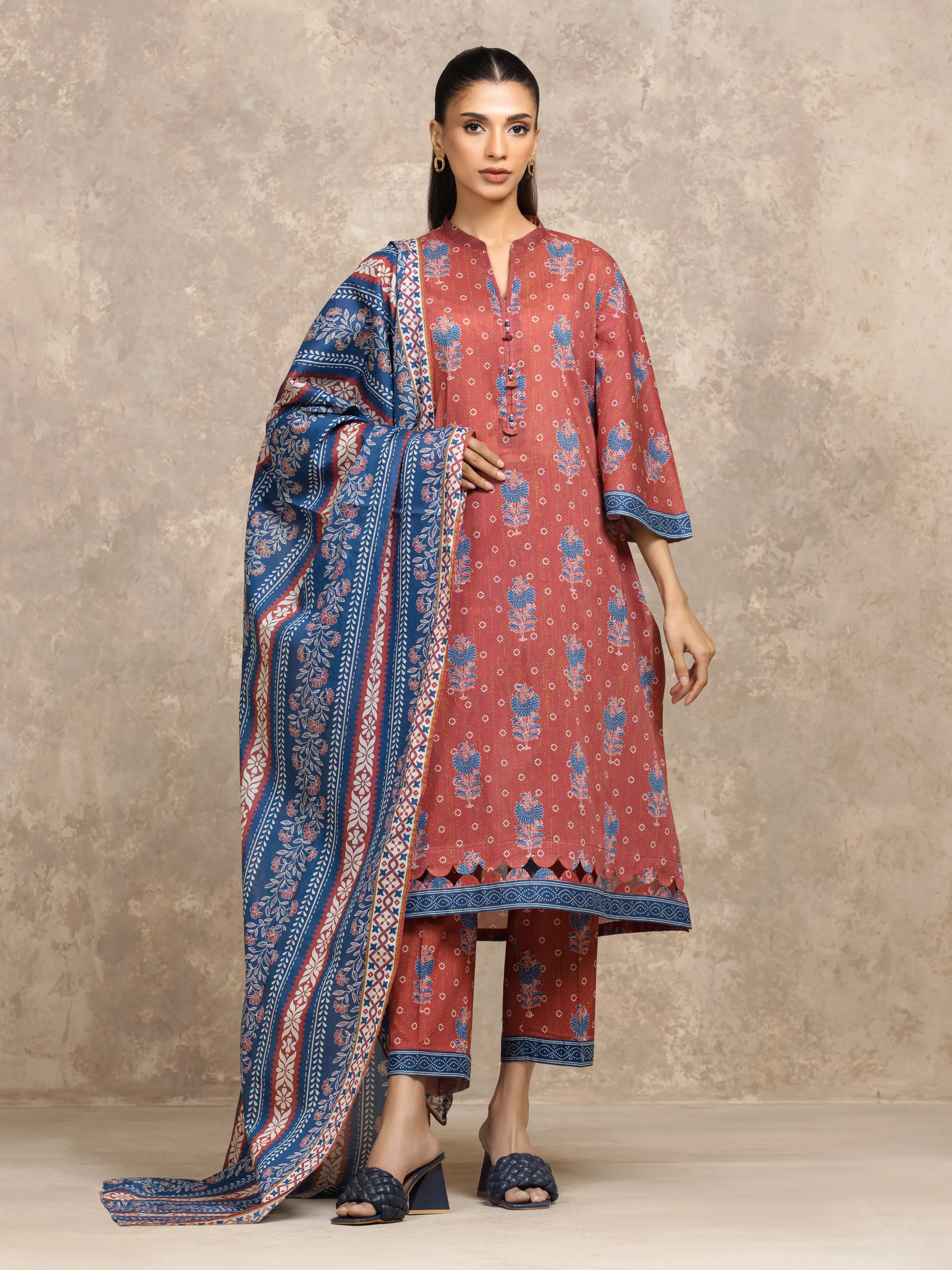 Unstitched Printed Khaddar Suit - EWU5A3-36131-3P