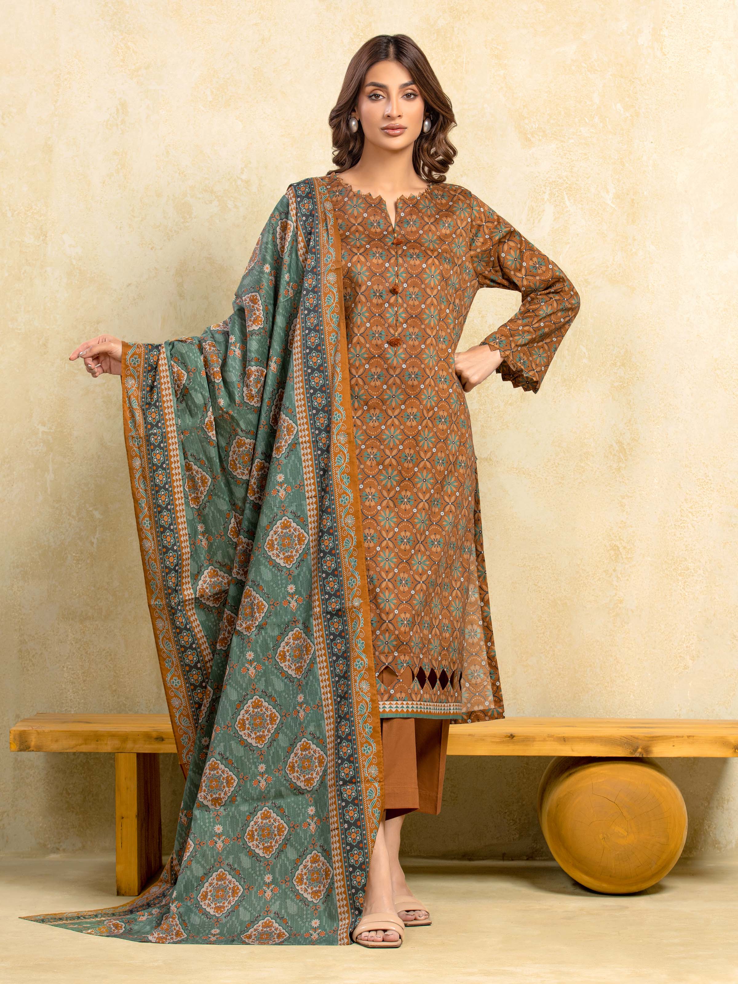 Unstitched Printed Khaddar Suit - EWU5A3-35988-3P