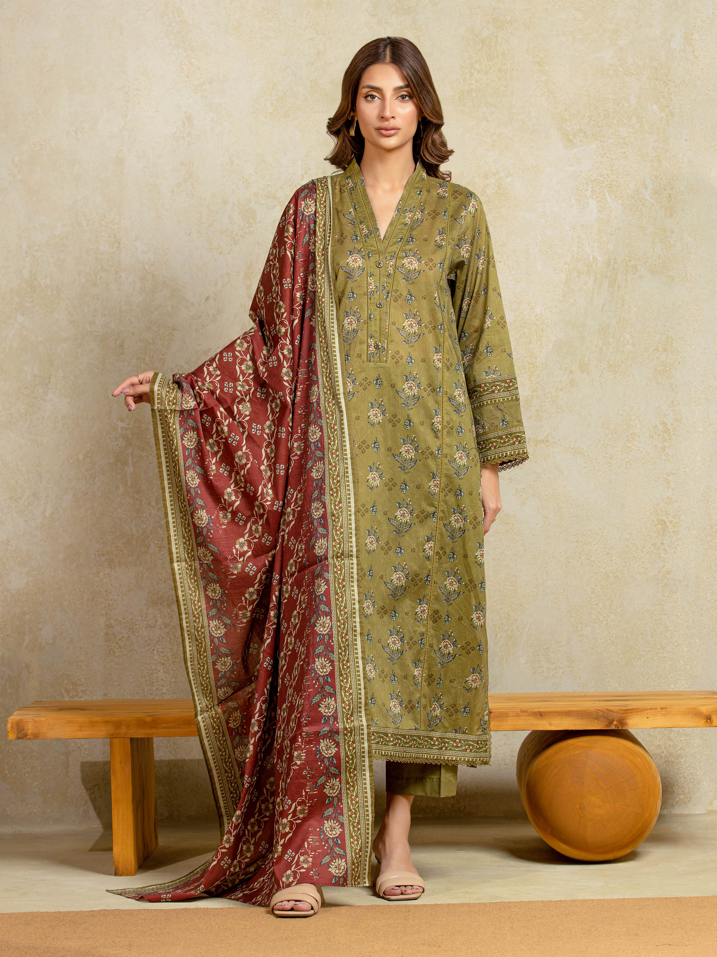 Unstitched Printed Khaddar Suit - EWU5A3-35957-3P