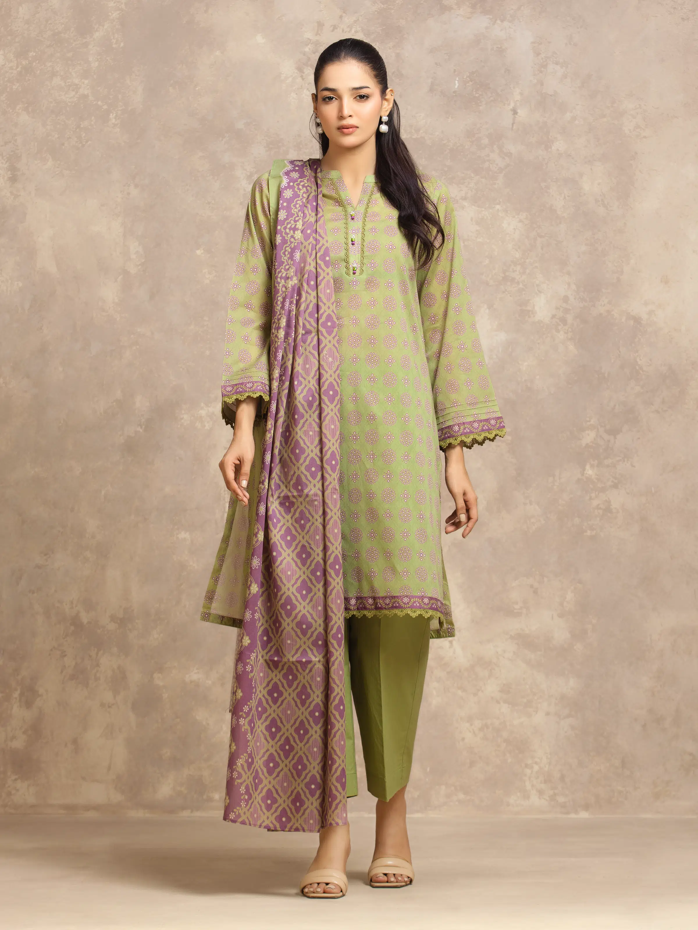 Unstitched Printed Lawn Suit - EWU6A1-36539-3P