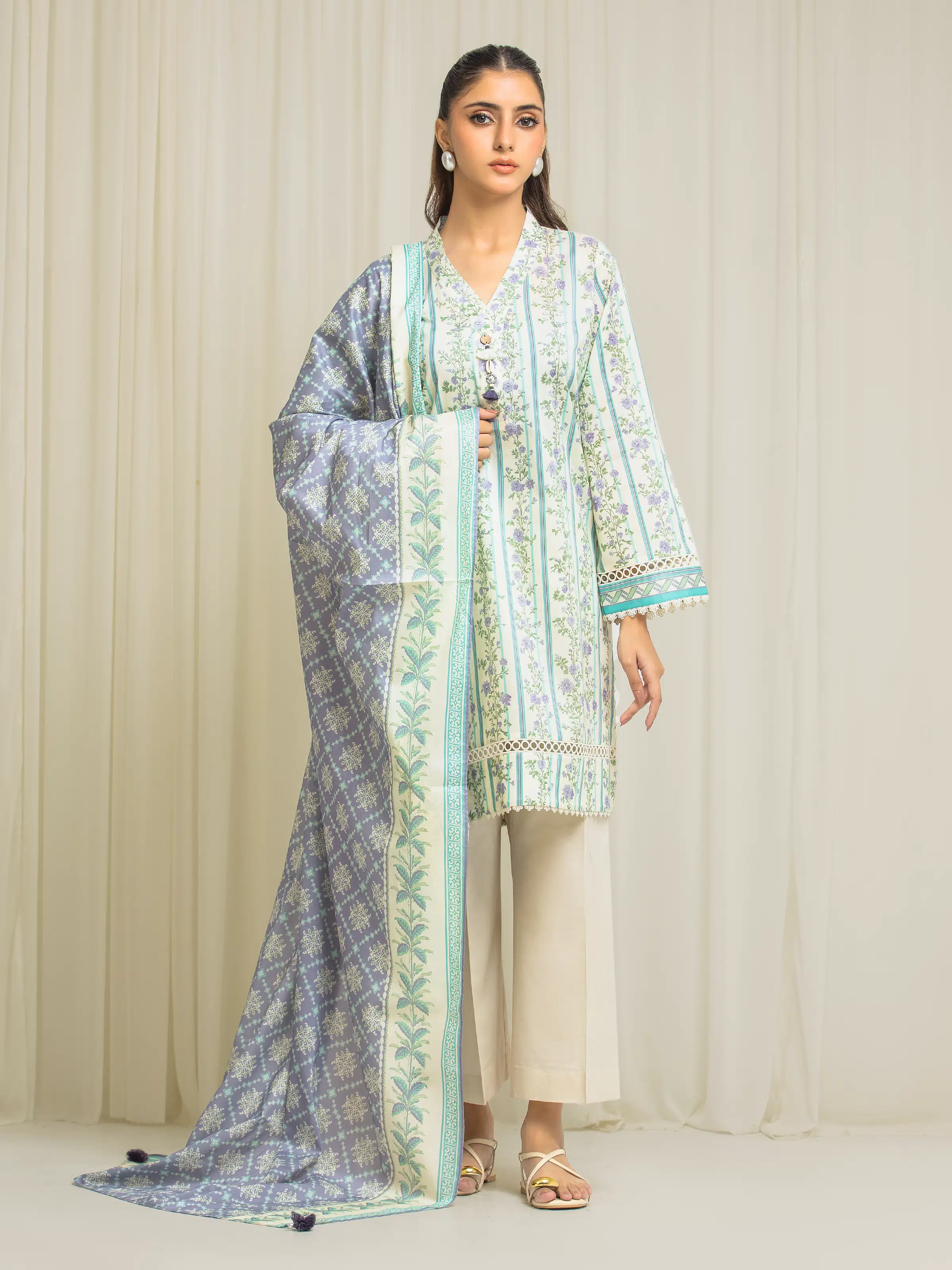 Unstitched Printed Lawn Suit - EWU6A1-36568-3P