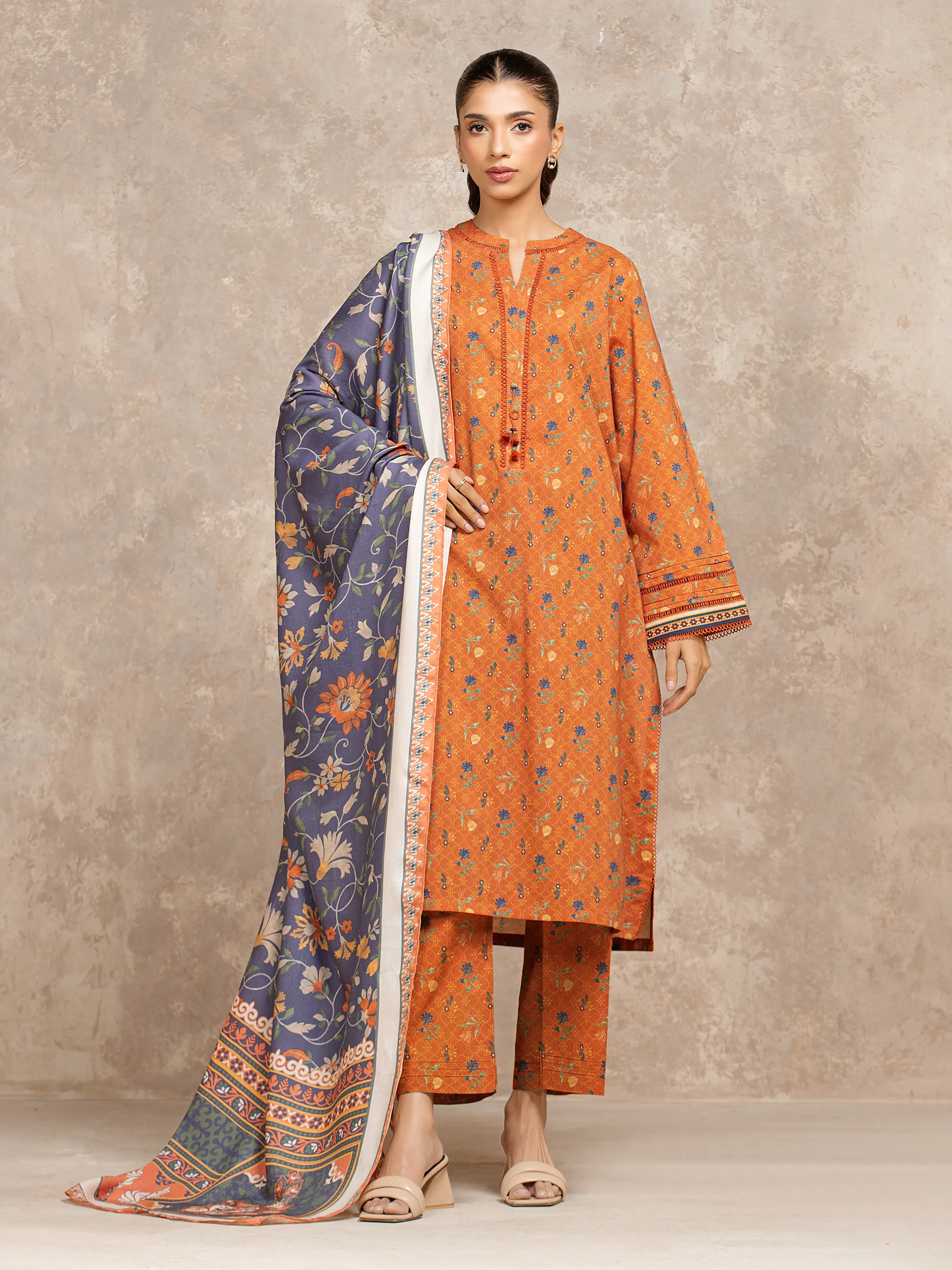 Unstitched Printed Khaddar Suit - EWU5M3-004-3P
