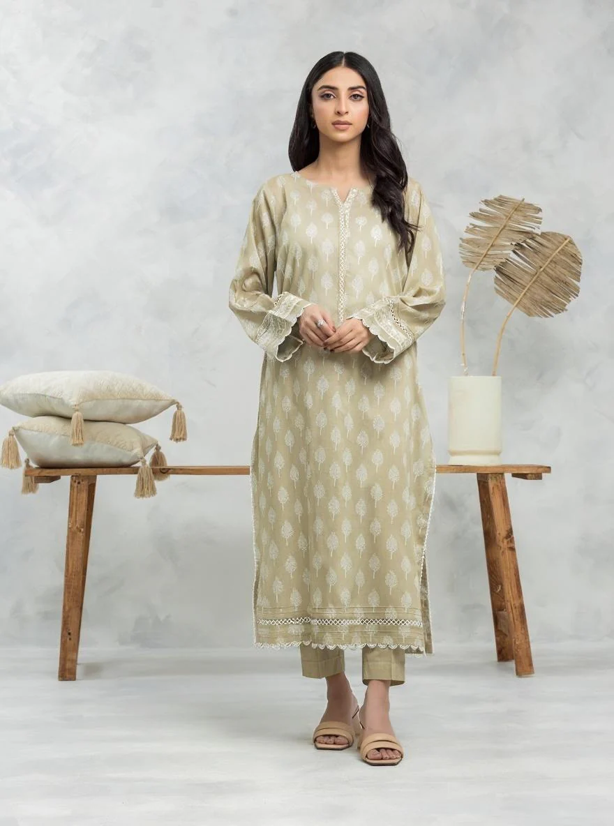 Unstitched Printed Lawn Shirt - EWU24A1-29110S