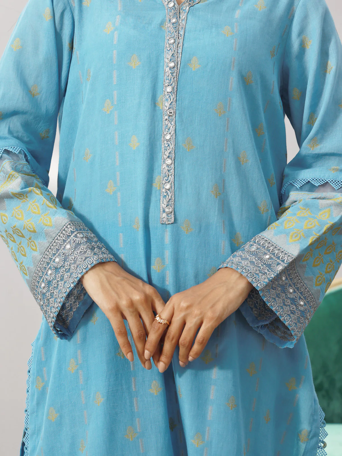 Unstitched Embroidered Jacquard Shirt Dupatta - EWU24V3-26731SD - Image 3