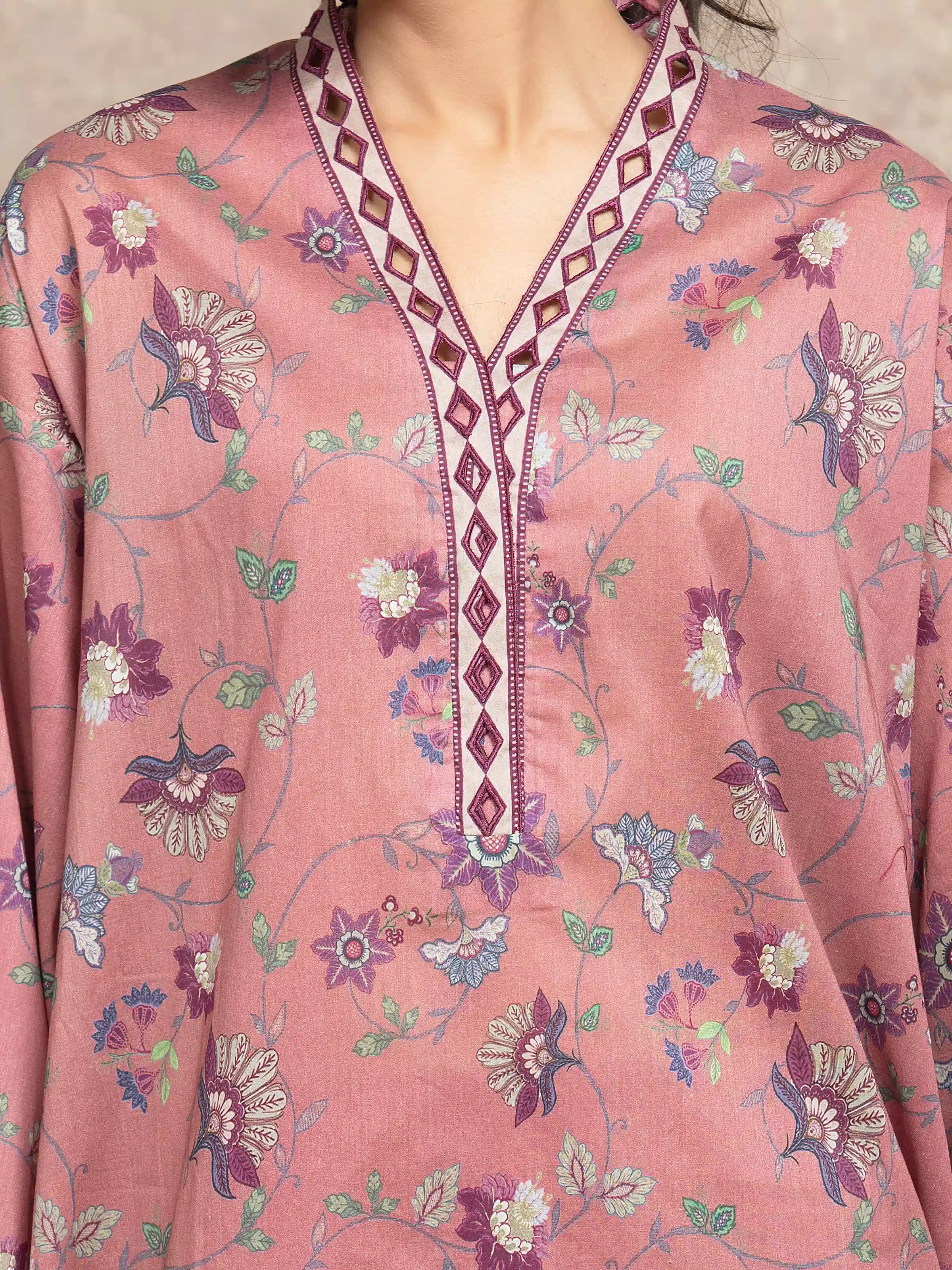 Unstitched Printed Khaddar Suit - EWU5A3-36027-3P - Image 4